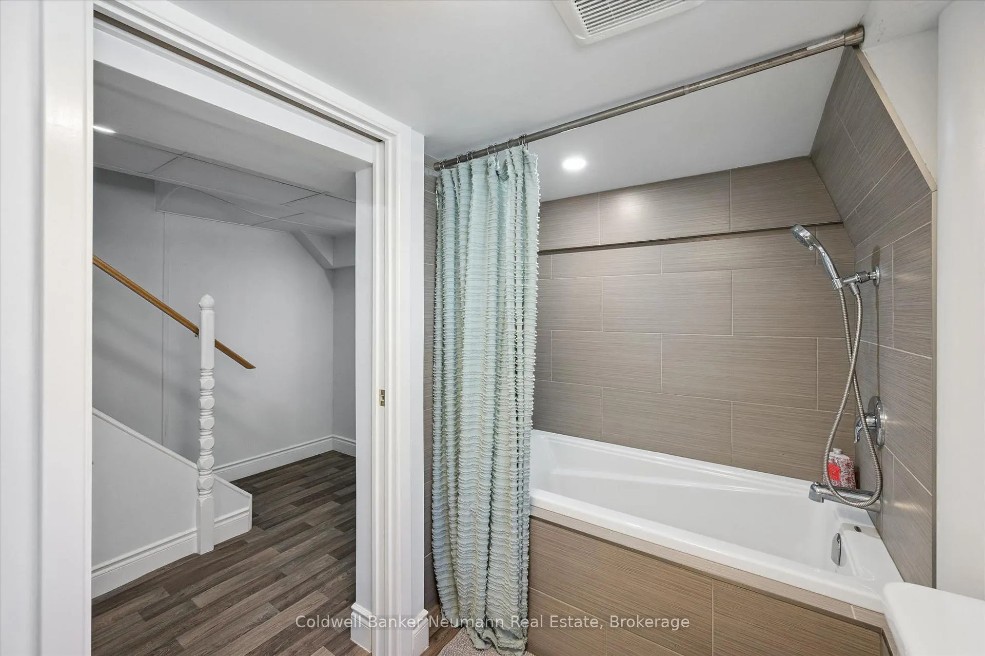 Photo 23 of 61 Johnston Street, Guelph, St. Patrick's Ward — HOMEH