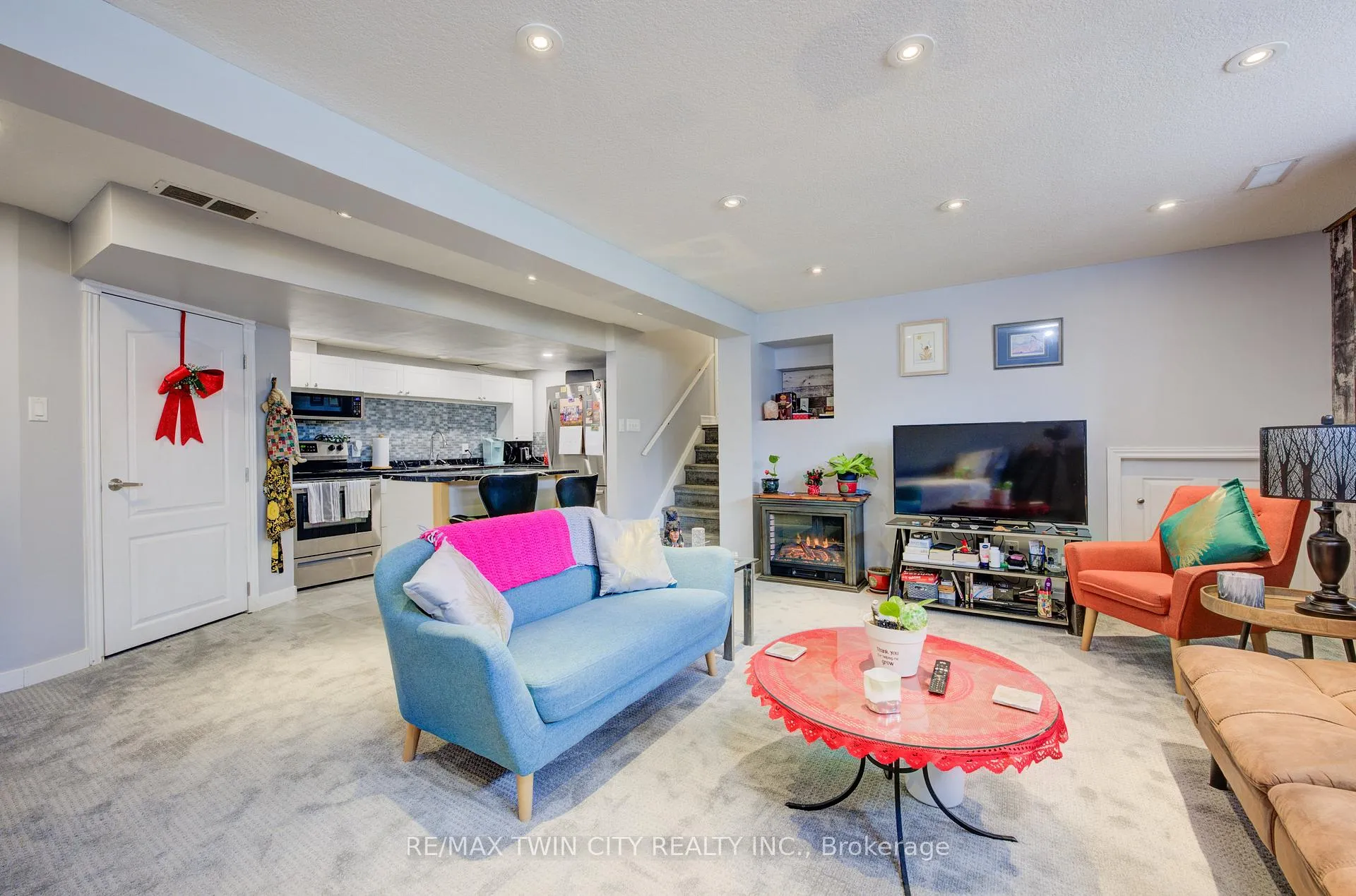 Photo 21 of 57 Larkspur Crescent, Kitchener — HOMEH