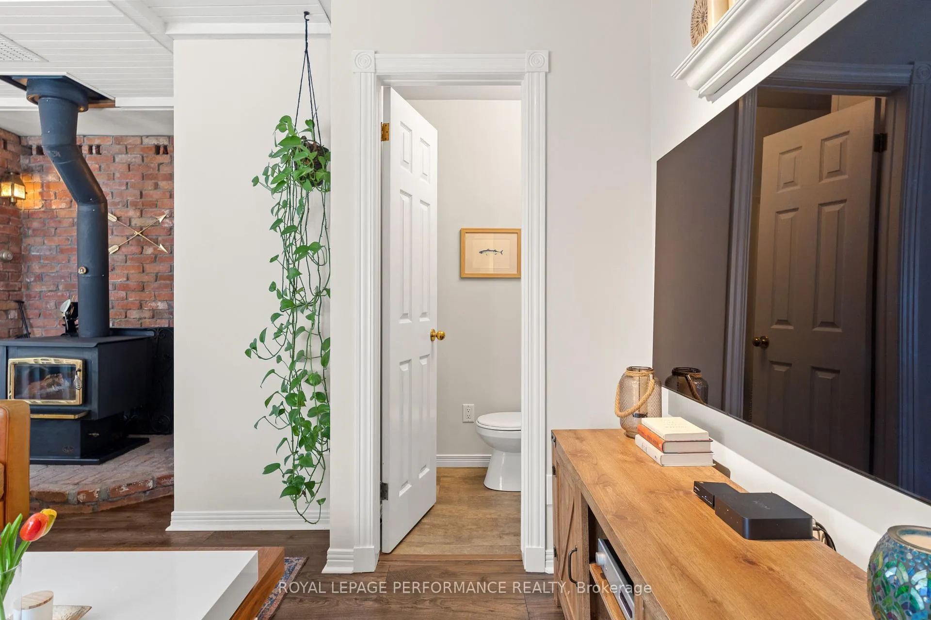 Photo 16 of 19 Colley Street, Ottawa, Barrhaven - Hearts Desire — HOMEH