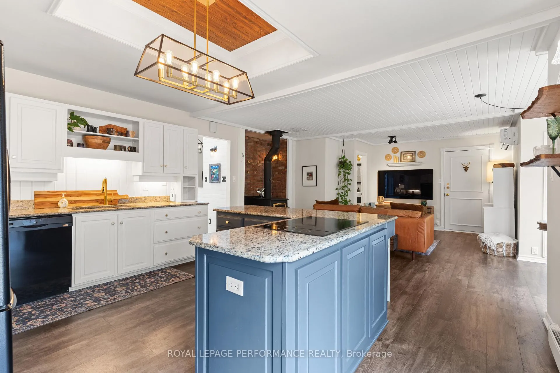 Photo 21 of 19 Colley Street, Ottawa, Barrhaven - Hearts Desire — HOMEH