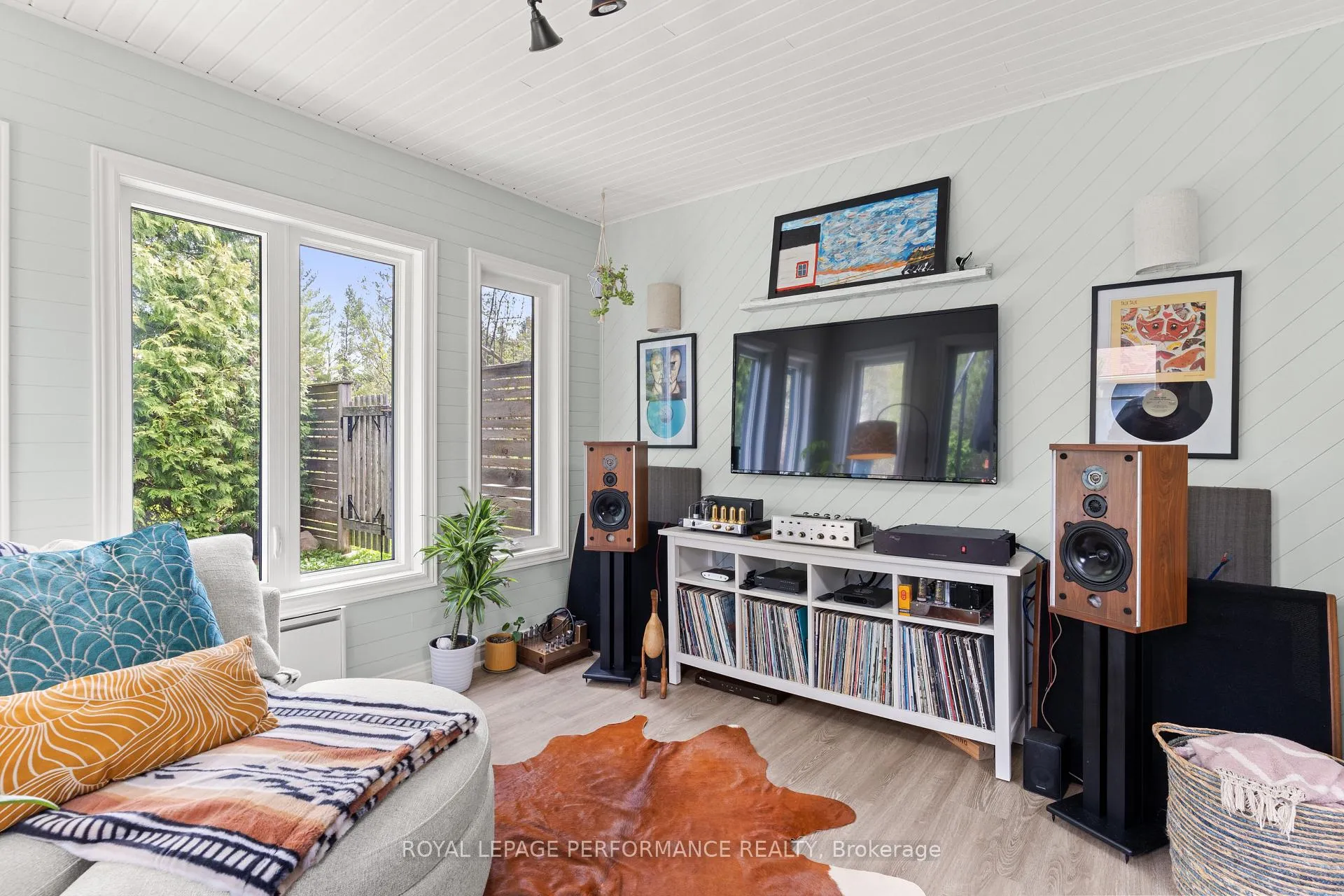 Photo 40 of 19 Colley Street, Ottawa, Barrhaven - Hearts Desire — HOMEH