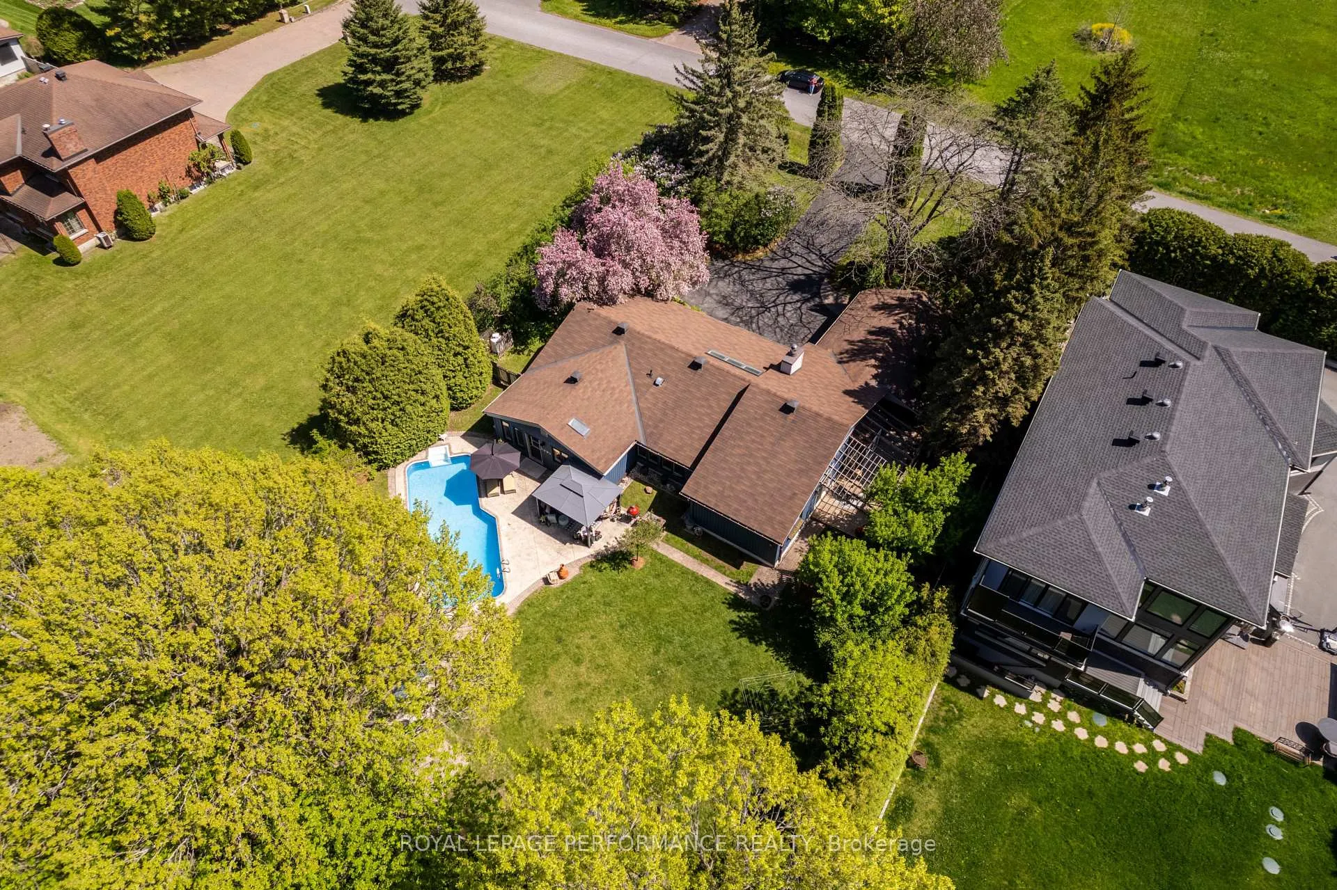 Photo 49 of 19 Colley Street, Ottawa, Barrhaven - Hearts Desire — HOMEH