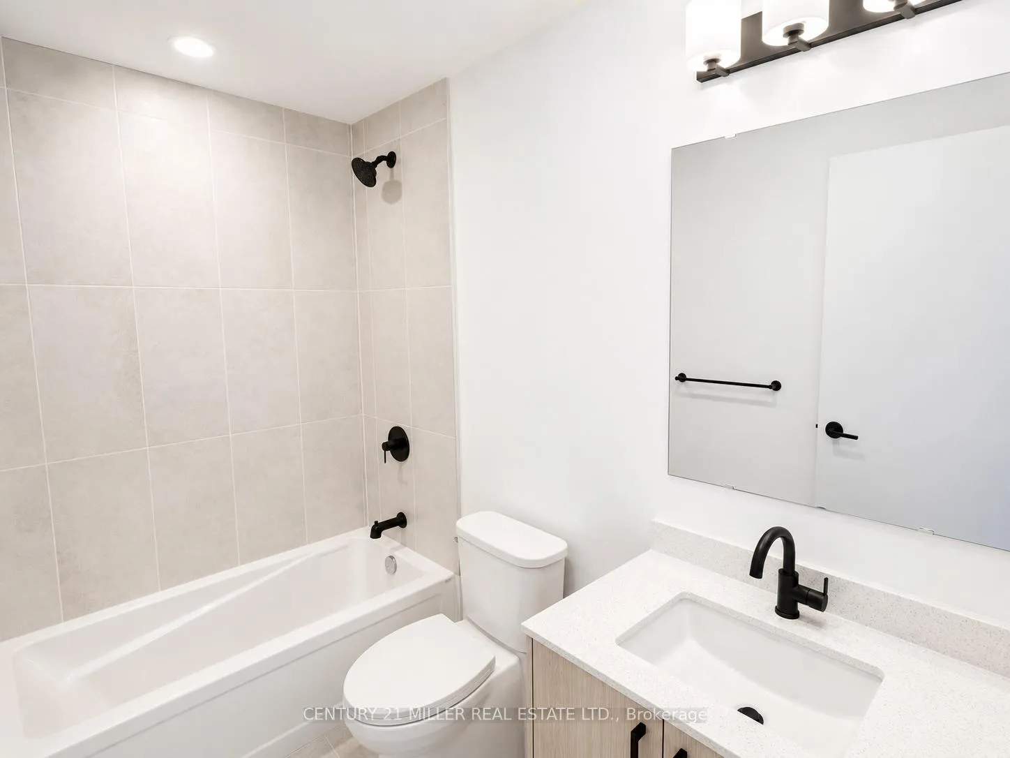 Photo 16 of Unit D811, 4878 Power Common, Burlington, Alton — HOMEH