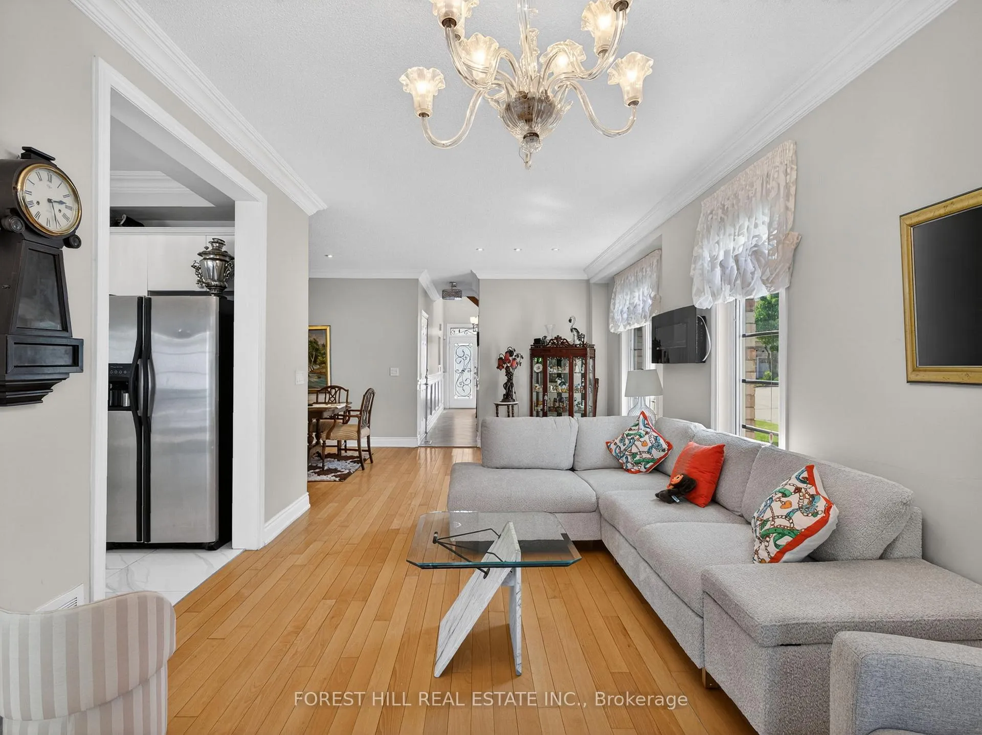 Photo 5 of 56 Mintwood Road, Vaughan, Patterson — HOMEH