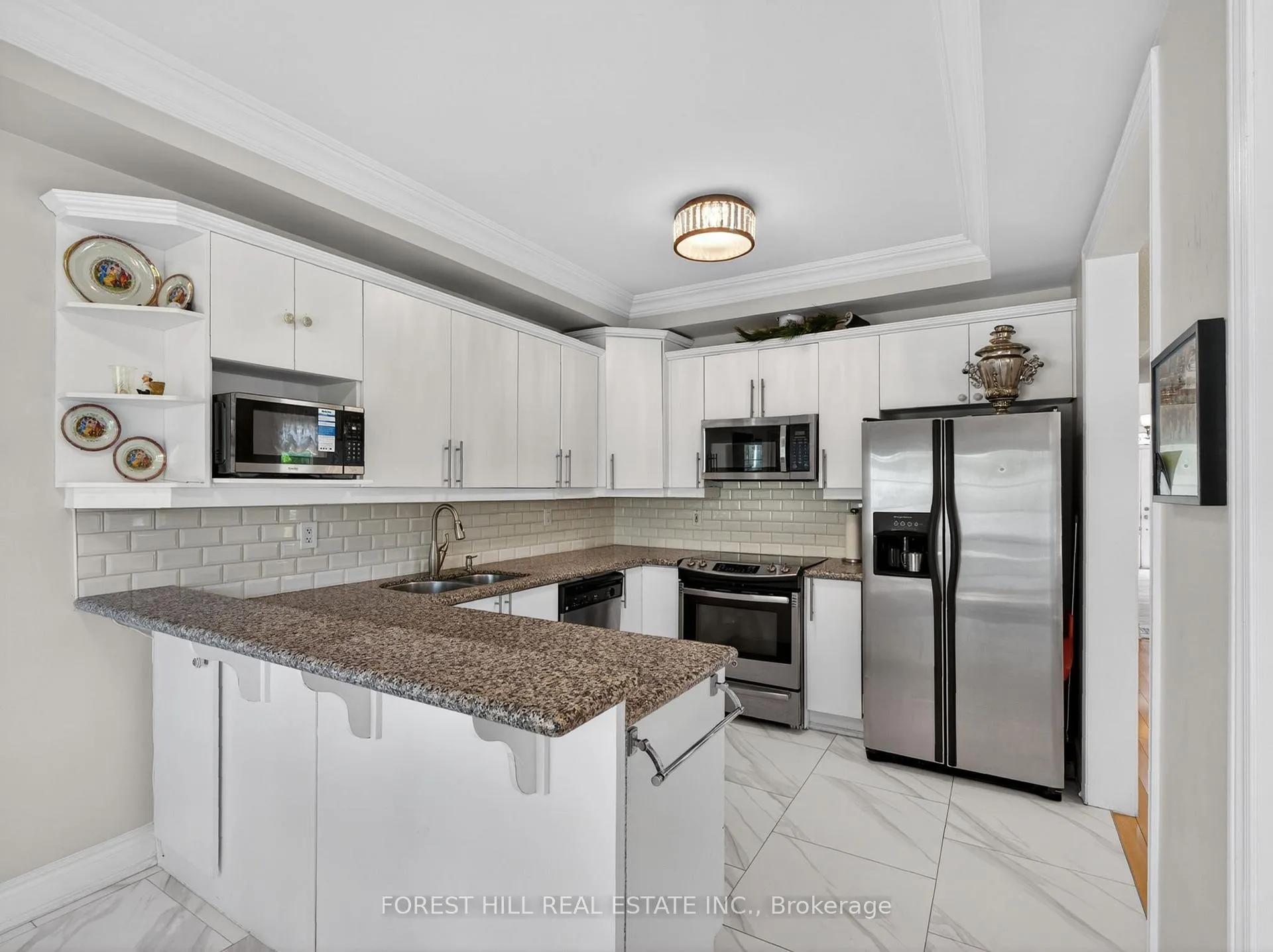 Photo 10 of 56 Mintwood Road, Vaughan, Patterson — HOMEH