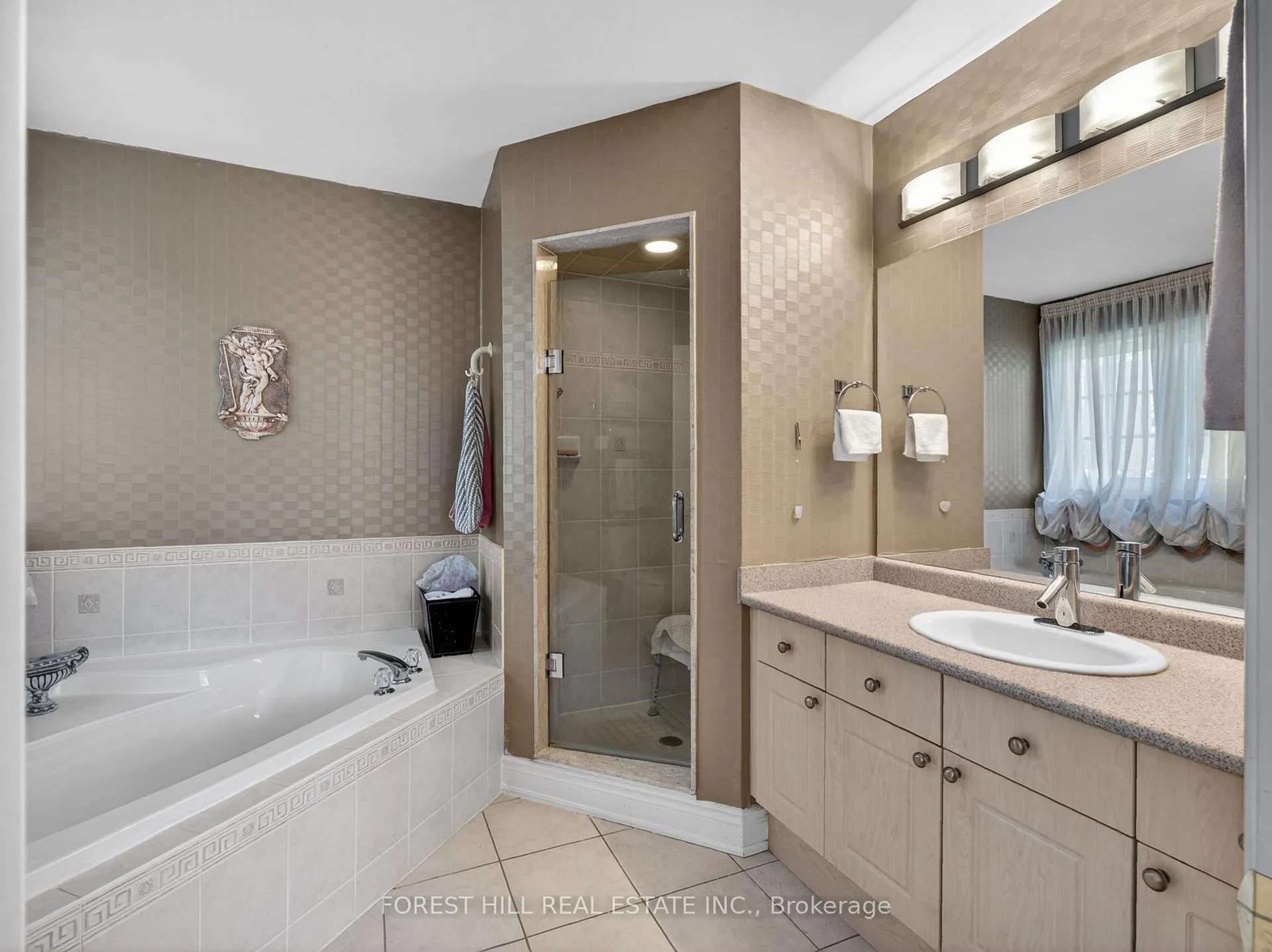 Photo 22 of 56 Mintwood Road, Vaughan, Patterson — HOMEH