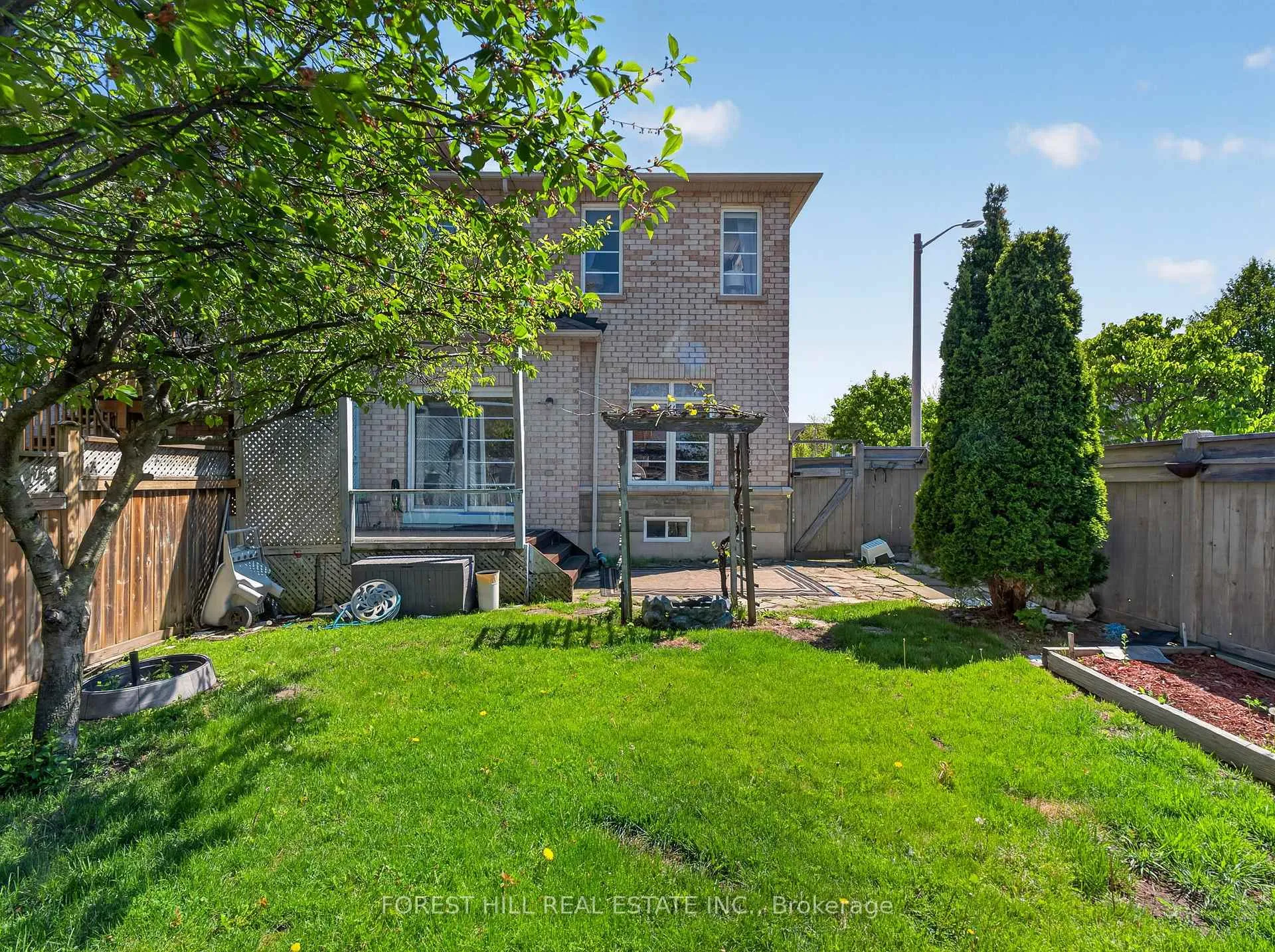 Photo 41 of 56 Mintwood Road, Vaughan, Patterson — HOMEH