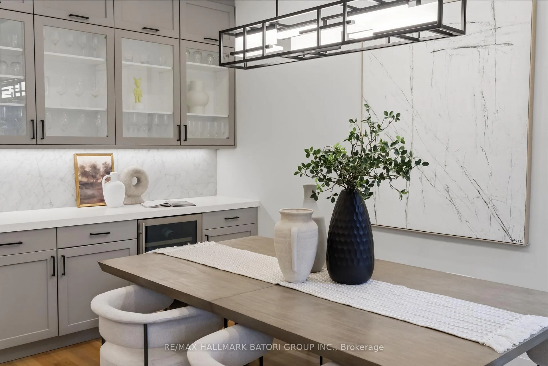 Photo 7 of 135 Cottingham Street, Toronto, Yonge-St. Clair — HOMEH