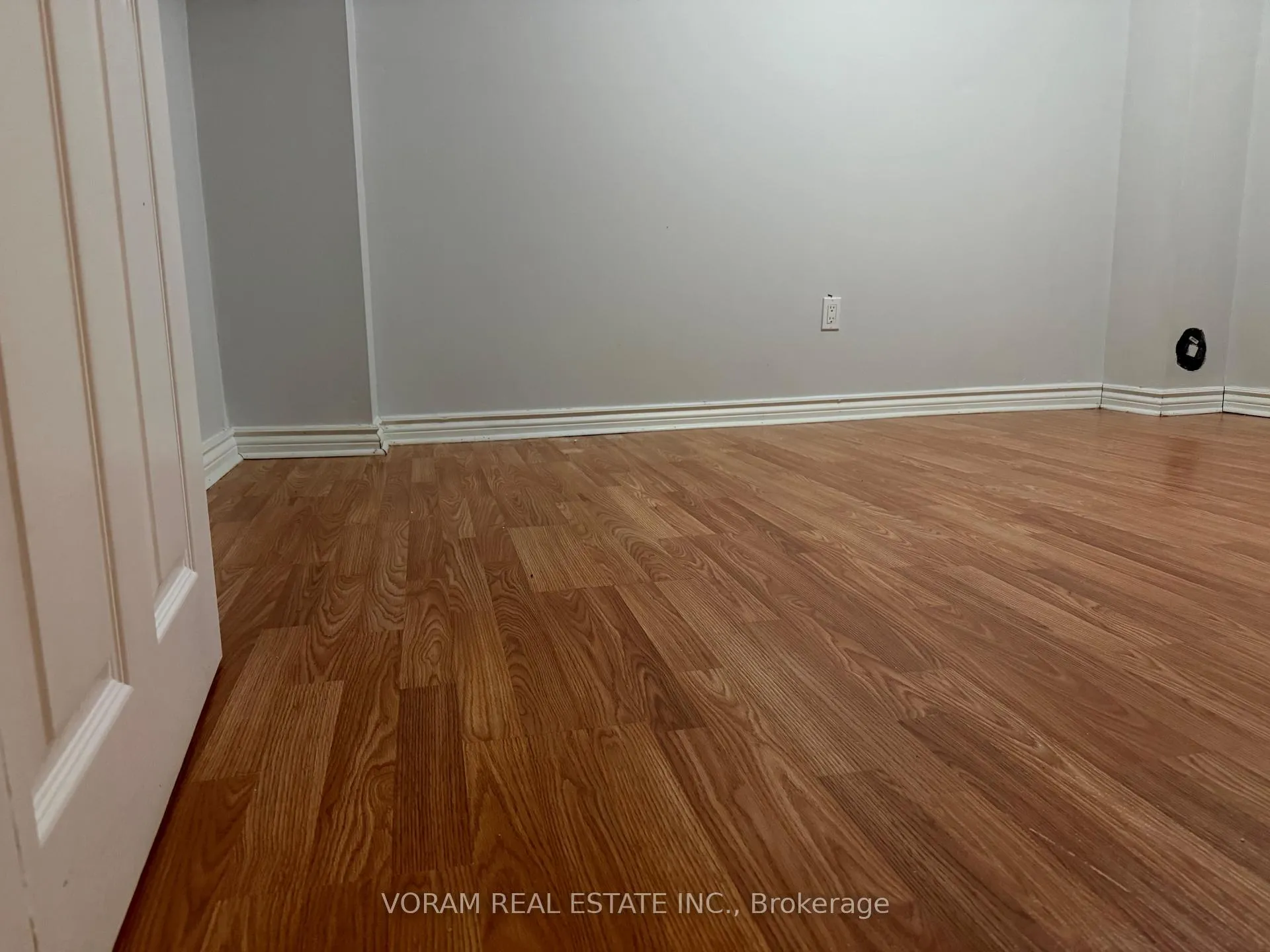 Photo 5 of 174 Luella Crescent, Brampton, Fletcher's Meadow — HOMEH
