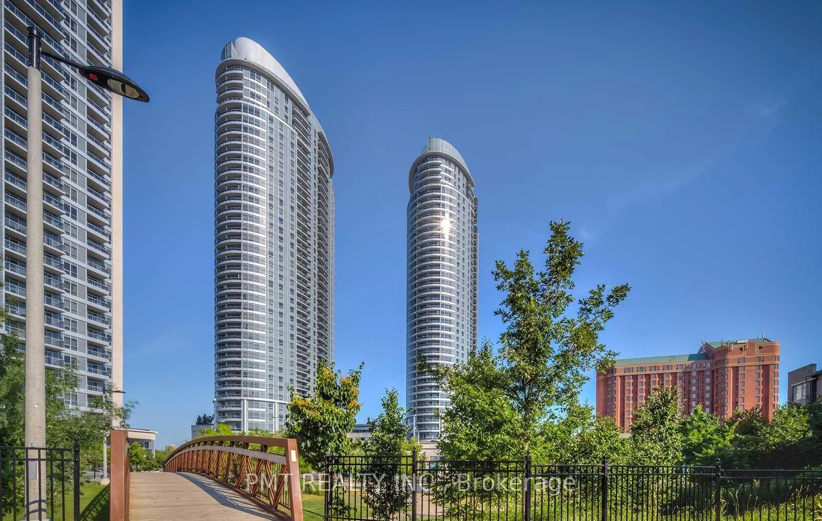Photo 1 of Unit 1421, 135 Village Green Square, Scarborough, Agincourt South-Malvern West — HOMEH