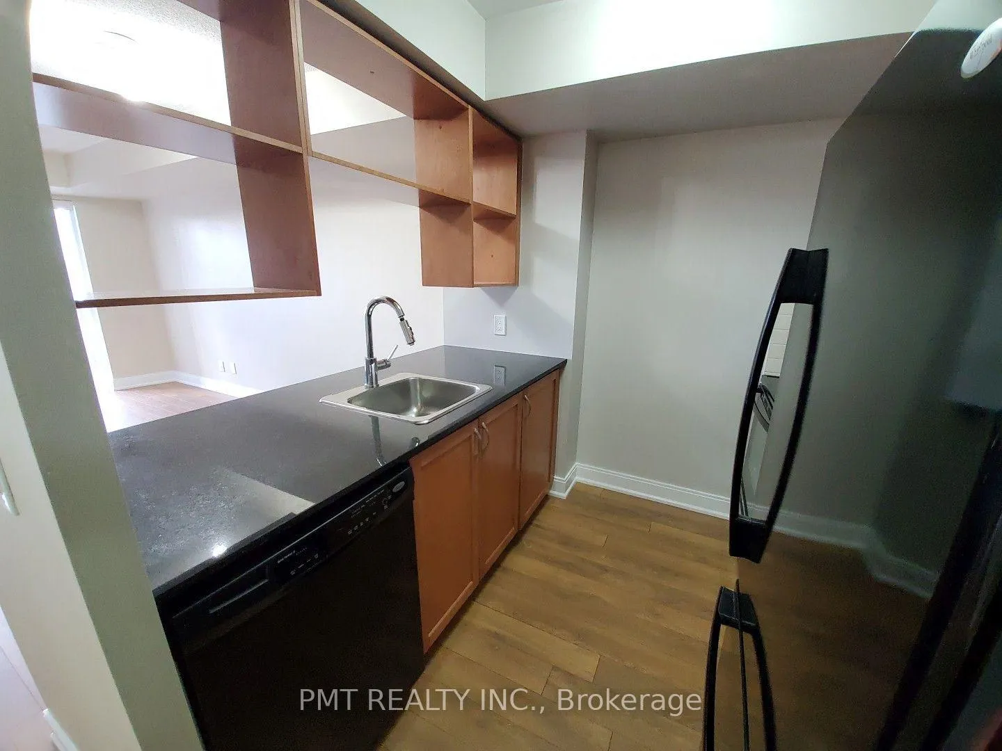 Photo 3 of Unit 1421, 135 Village Green Square, Scarborough, Agincourt South-Malvern West — HOMEH