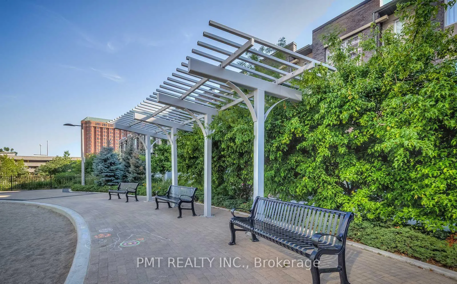 Photo 13 of Unit 1421, 135 Village Green Square, Scarborough, Agincourt South-Malvern West — HOMEH