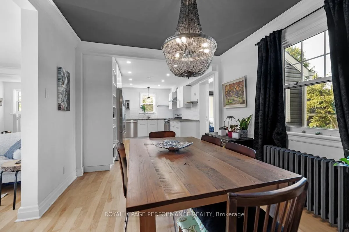 Photo 10 of 81 Ivy Crescent, Ottawa, Lindenlea — HOMEH