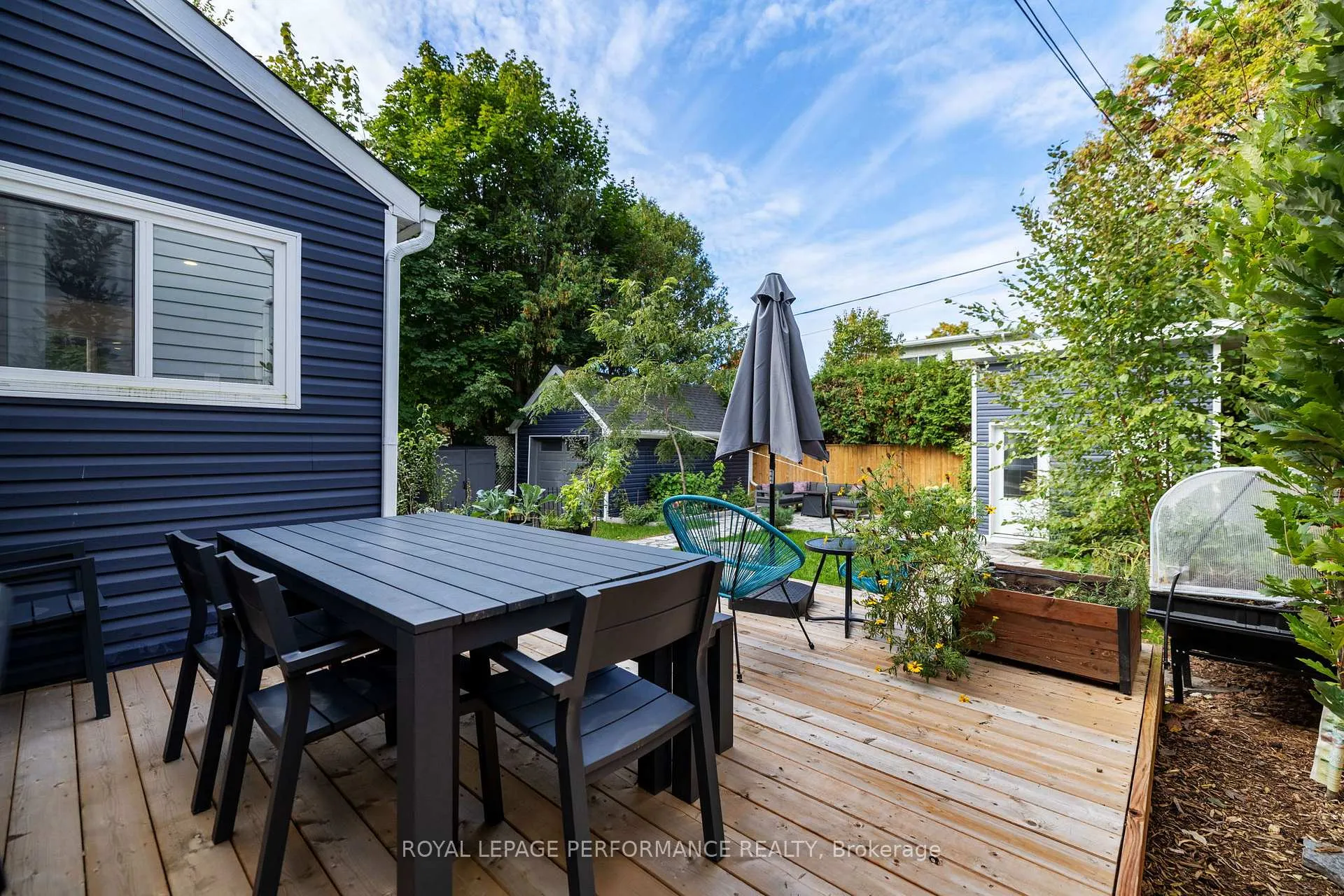 Photo 30 of 81 Ivy Crescent, Ottawa, Lindenlea — HOMEH