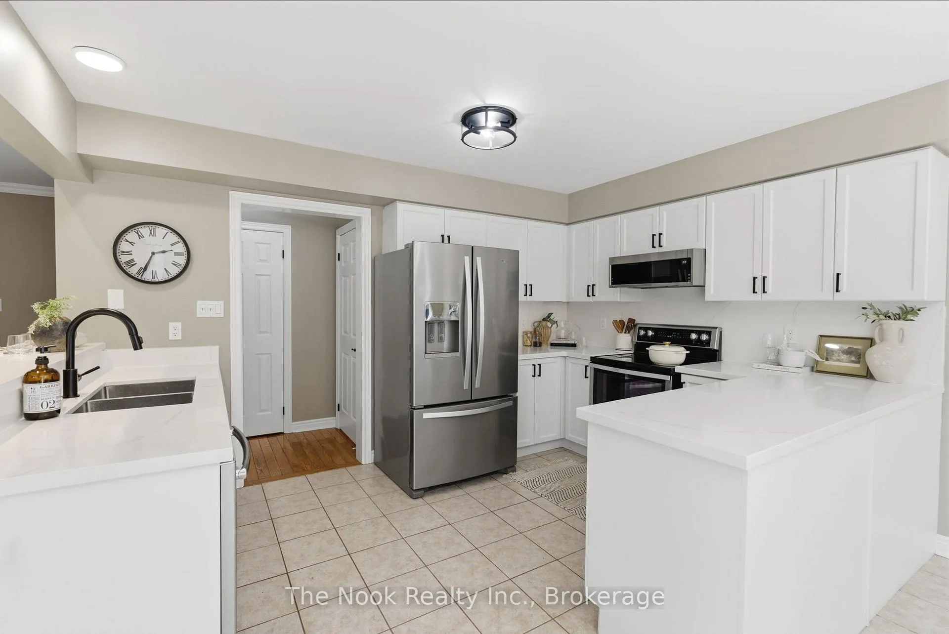 Photo 10 of 149 Toscana Drive, Whitby, Taunton North — HOMEH