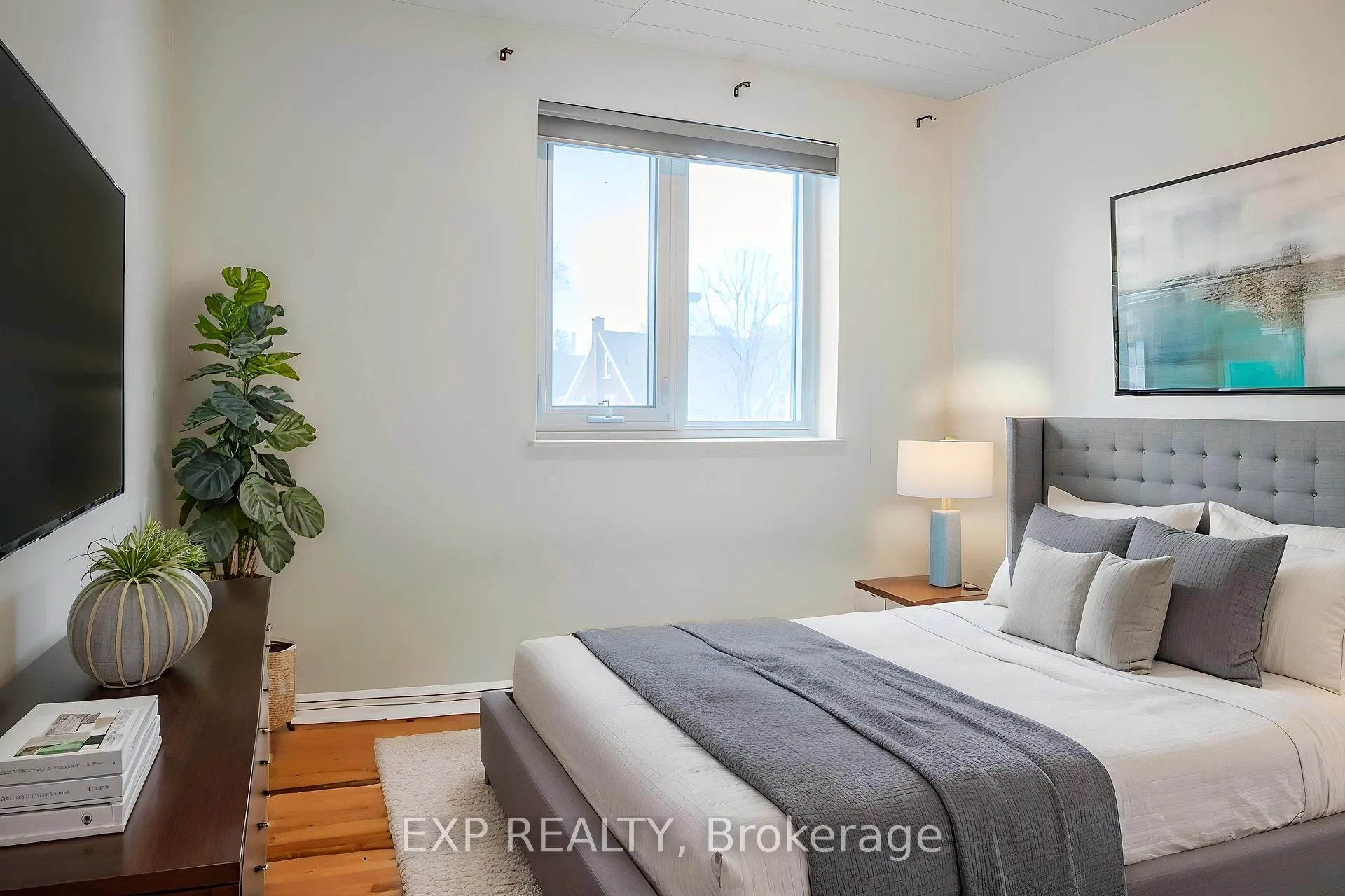 Photo 8 of Unit 302, 29 West Avenue W, Kitchener, Cherry Hill — HOMEH