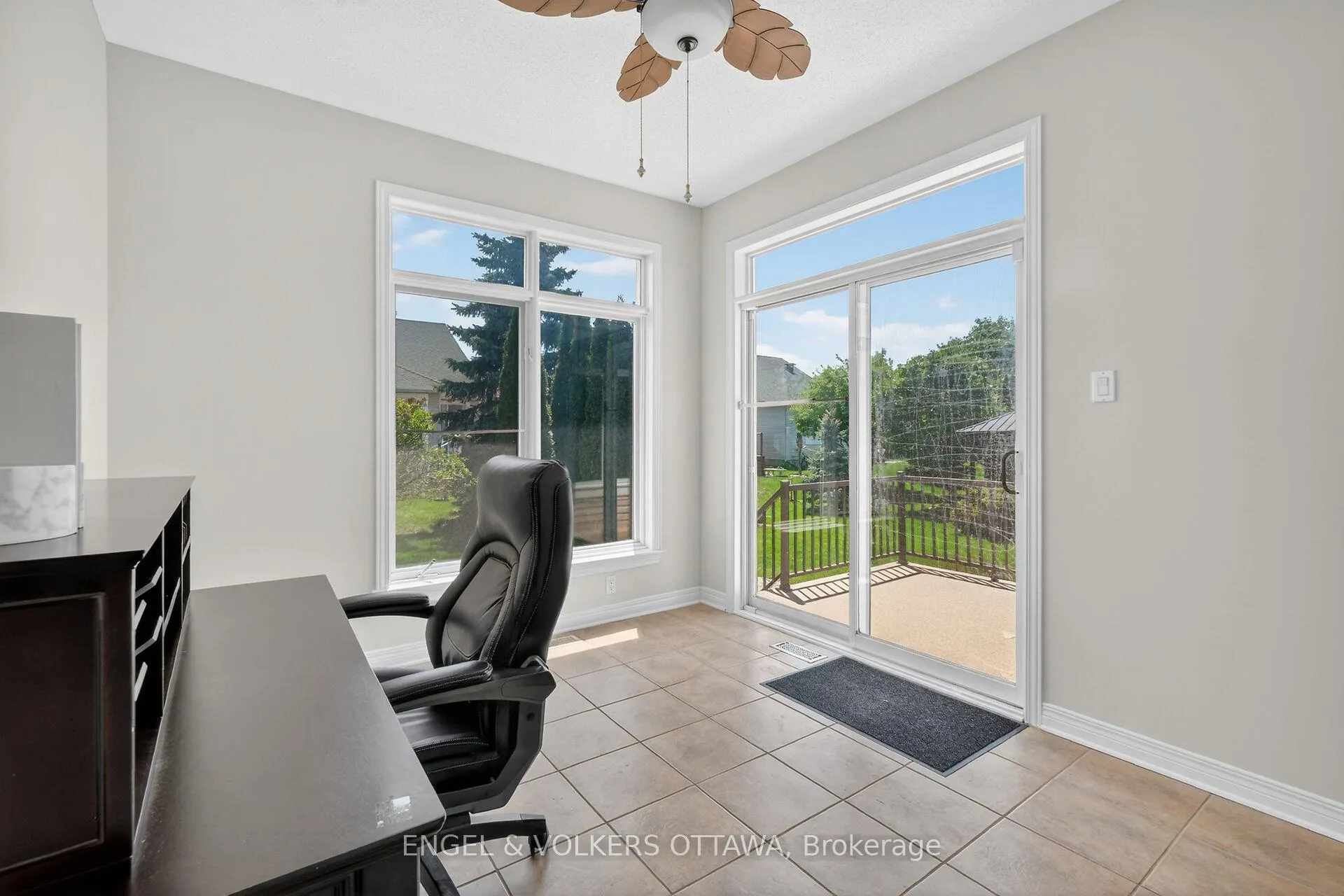 Photo 15 of 844 Swallowtail Crescent, Ottawa, Notting Hill/Summerside — HOMEH
