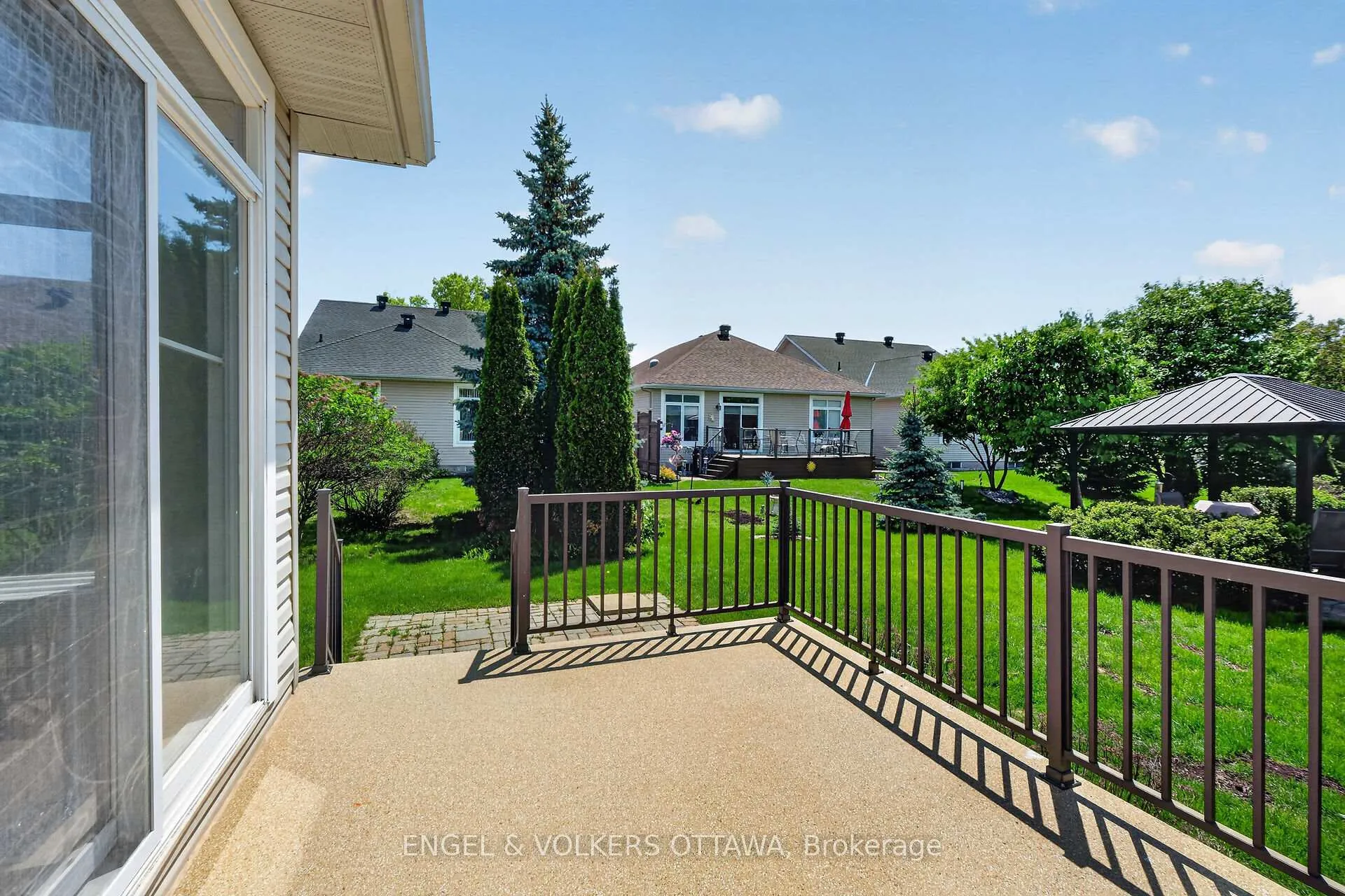 Photo 26 of 844 Swallowtail Crescent, Ottawa, Notting Hill/Summerside — HOMEH