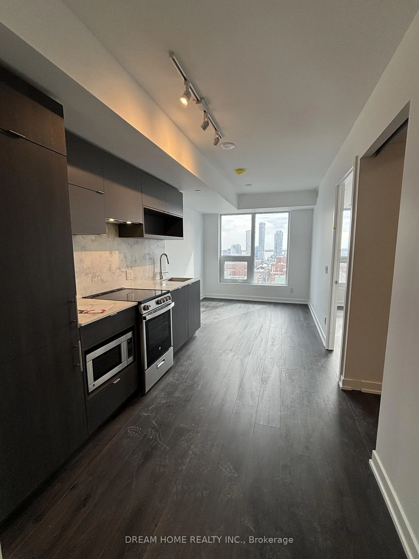 Photo 4 of Unit 2108, 100 Queen Street E, Toronto, Church-Yonge Corridor — HOMEH