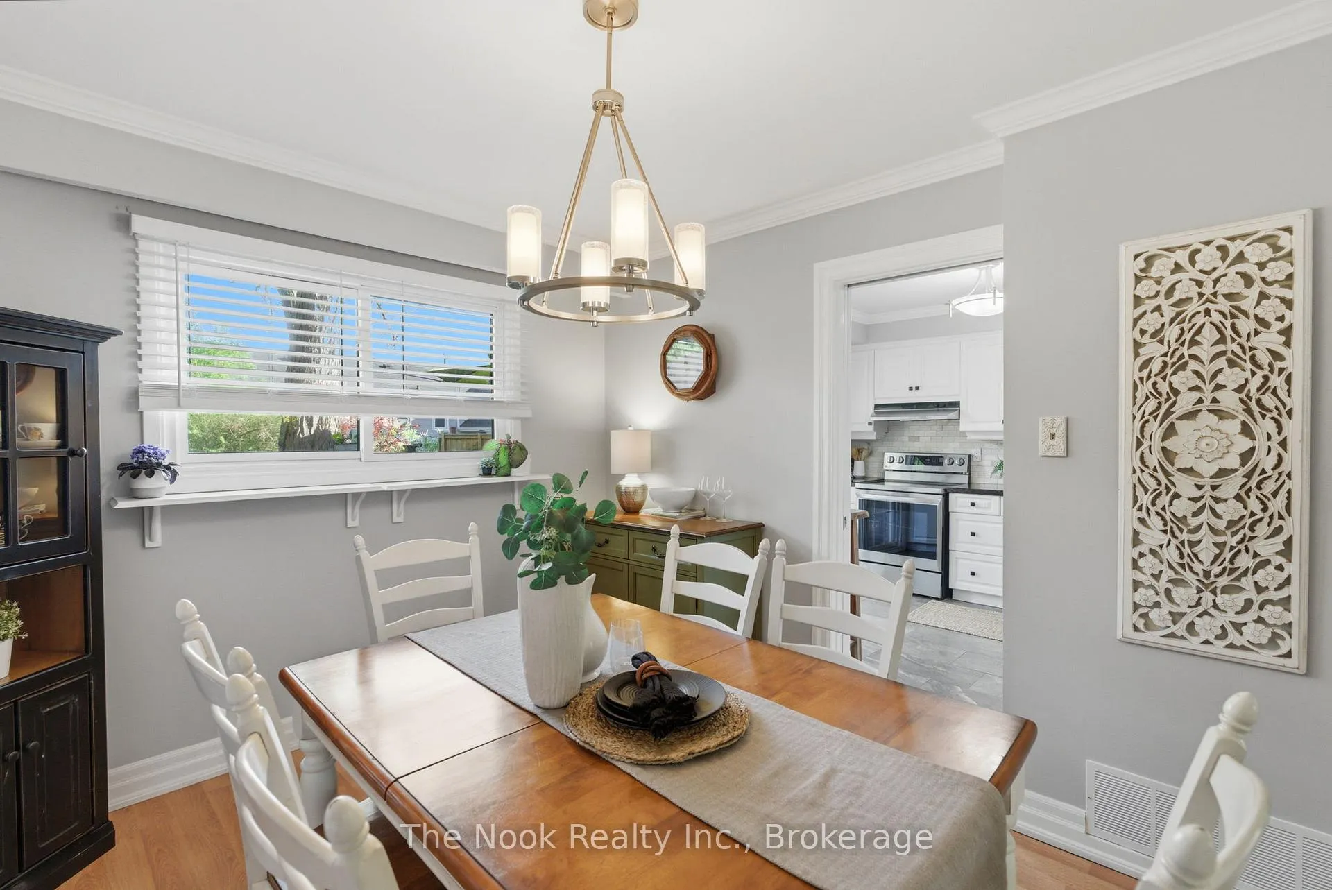 Photo 15 of 35 Michael Boulevard, Whitby, Lynde Creek — HOMEH