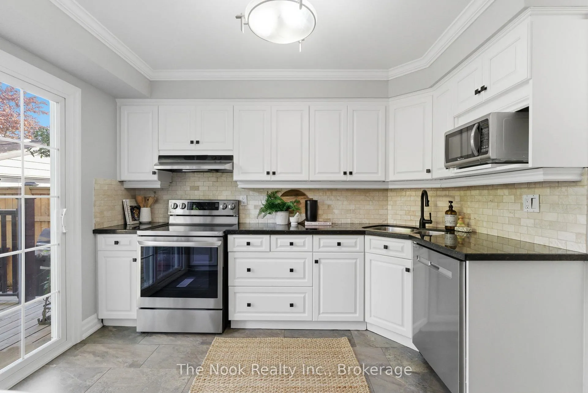 Photo 16 of 35 Michael Boulevard, Whitby, Lynde Creek — HOMEH