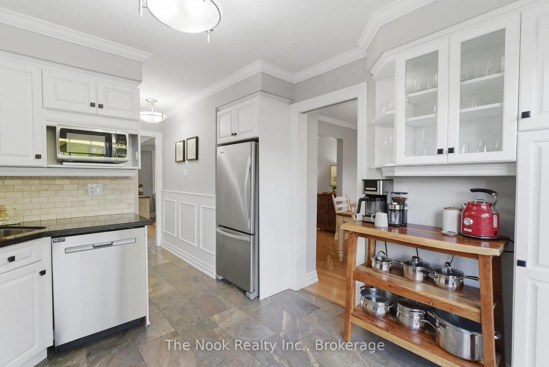 Photo 20 of 35 Michael Boulevard, Whitby, Lynde Creek — HOMEH
