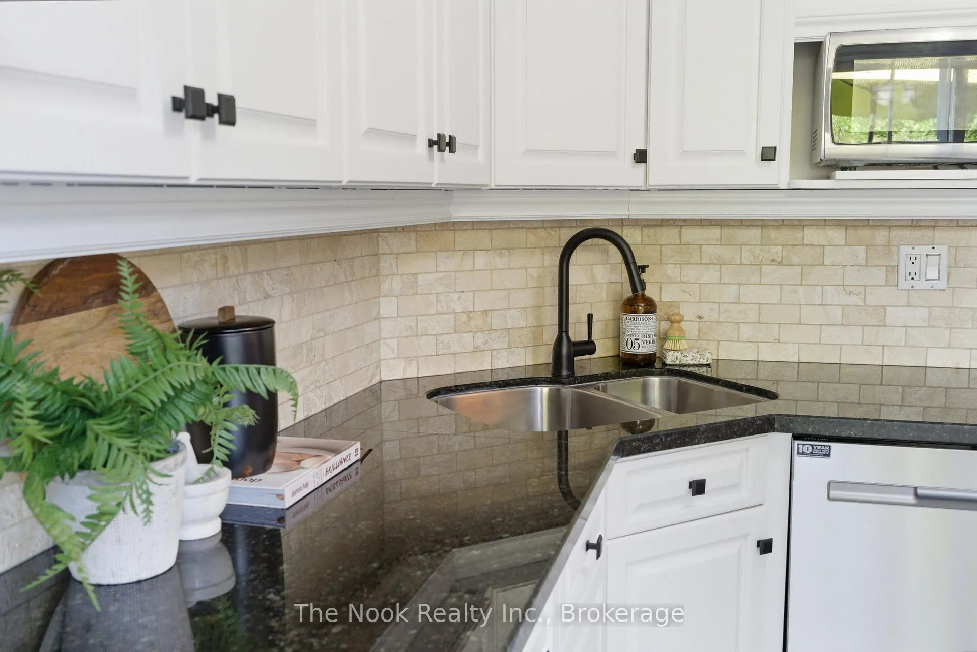 Photo 22 of 35 Michael Boulevard, Whitby, Lynde Creek — HOMEH