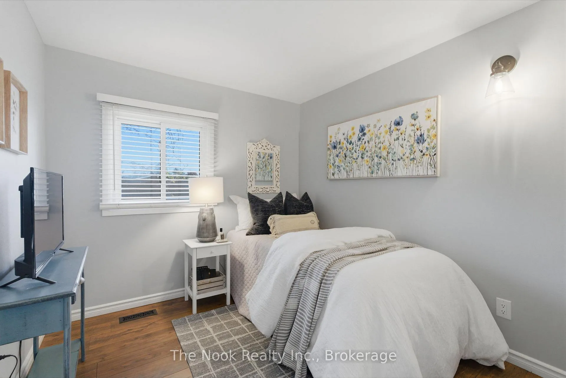 Photo 29 of 35 Michael Boulevard, Whitby, Lynde Creek — HOMEH