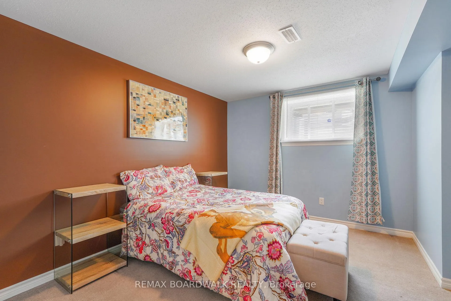 Photo 23 of 725 Cabris Crescent, Ottawa, Avalon West — HOMEH
