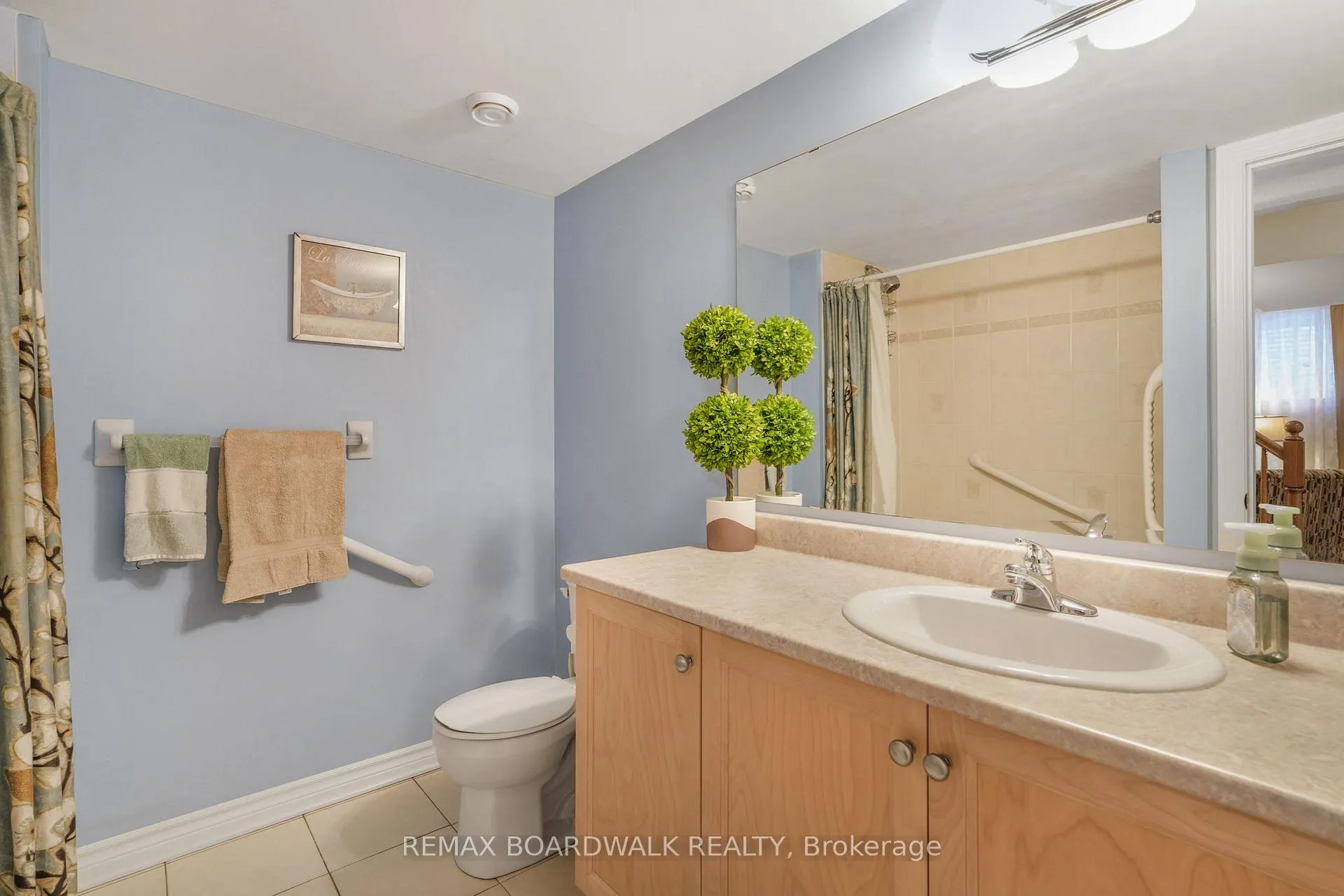 Photo 24 of 725 Cabris Crescent, Ottawa, Avalon West — HOMEH