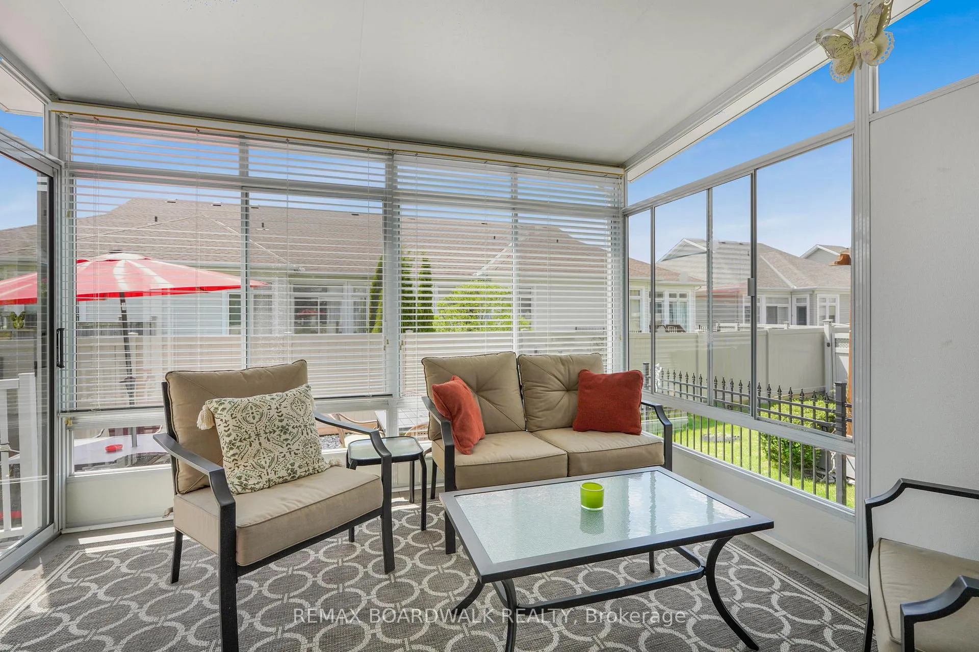 Photo 25 of 725 Cabris Crescent, Ottawa, Avalon West — HOMEH