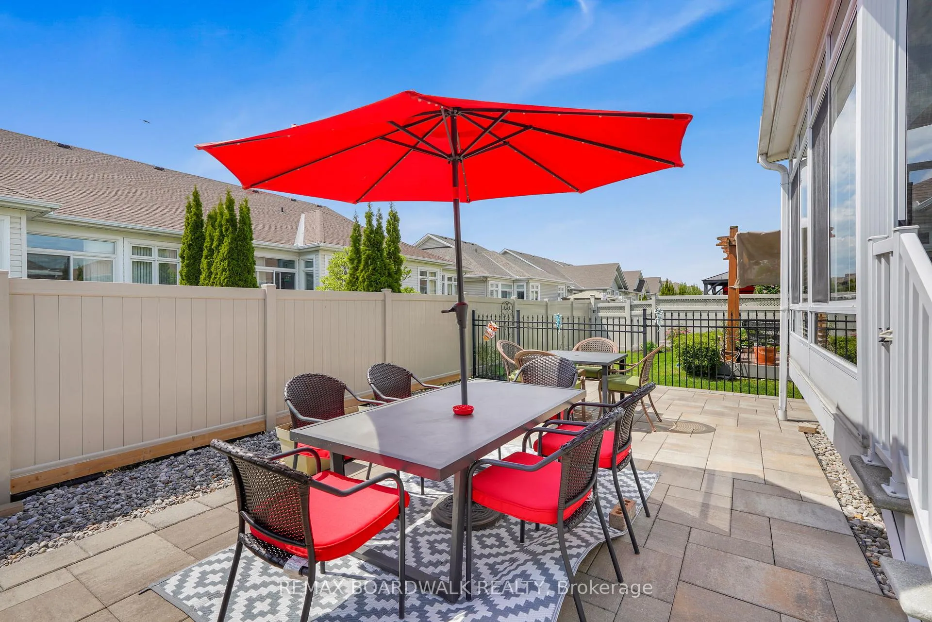 Photo 26 of 725 Cabris Crescent, Ottawa, Avalon West — HOMEH