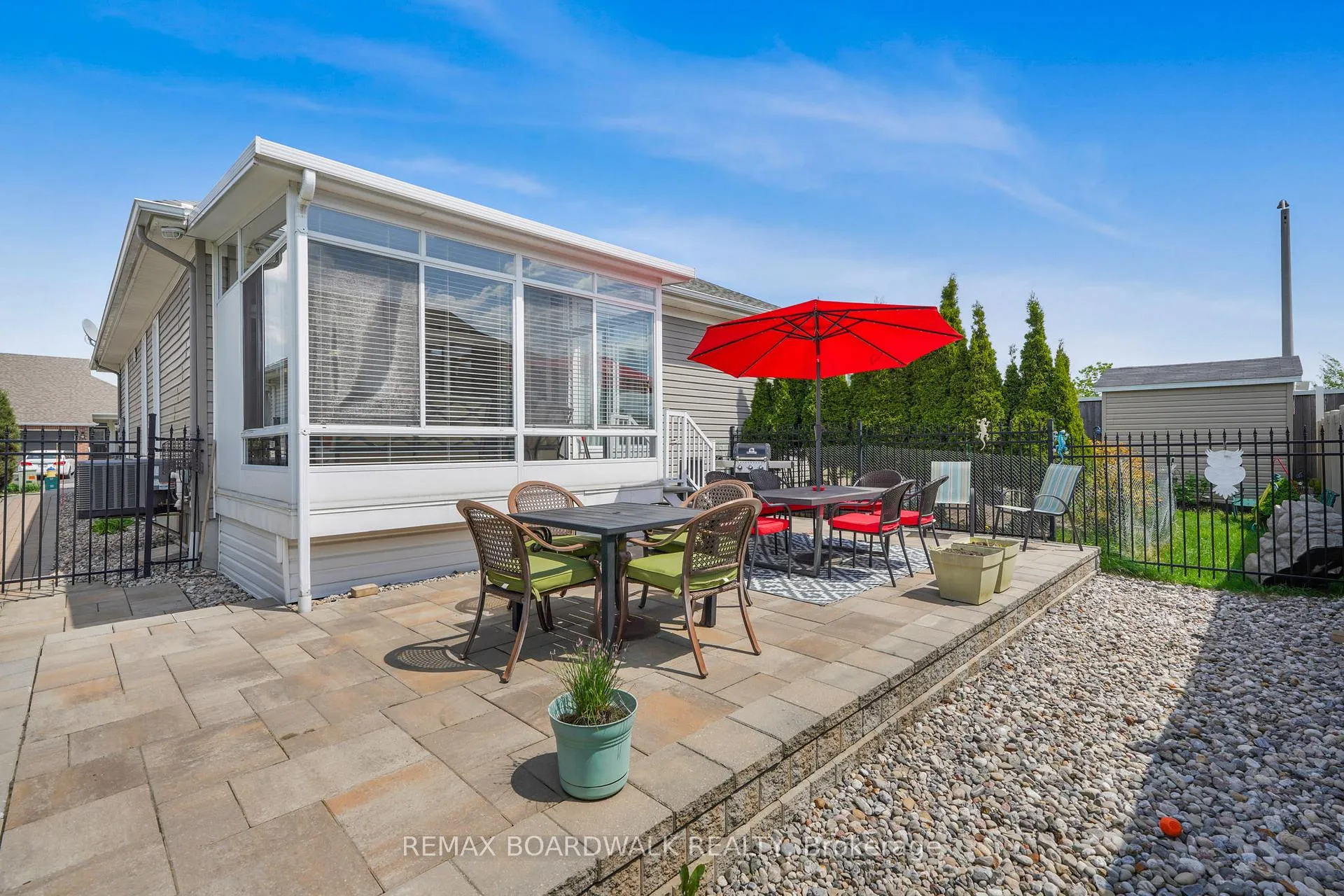 Photo 27 of 725 Cabris Crescent, Ottawa, Avalon West — HOMEH