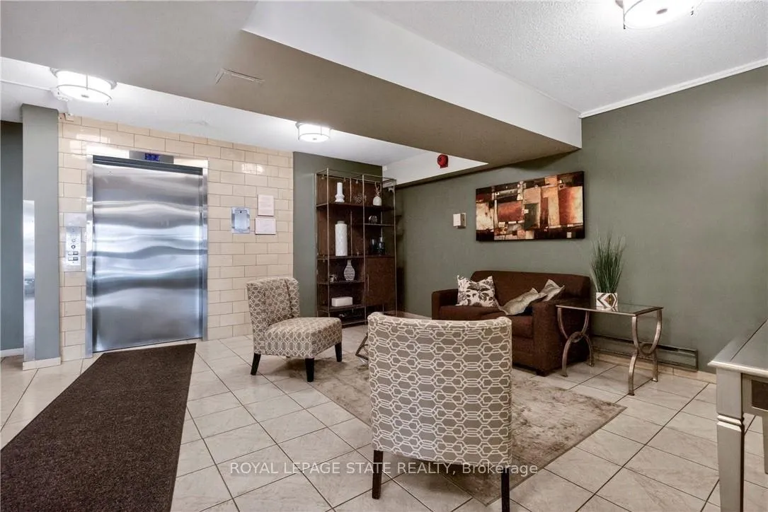 Photo 2 of Unit 403, 165 Bold Street, Hamilton, Durand — HOMEH