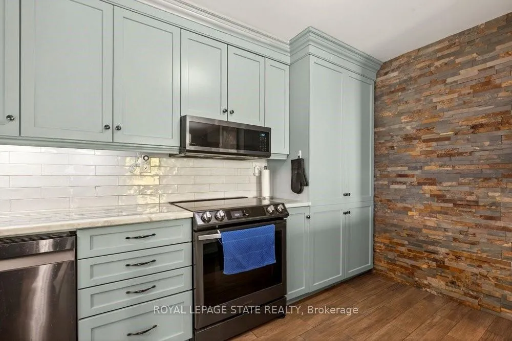 Photo 7 of Unit 403, 165 Bold Street, Hamilton, Durand — HOMEH