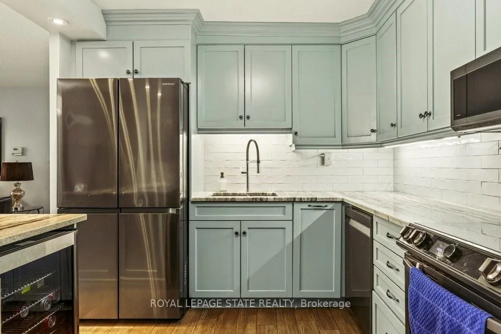Photo 10 of Unit 403, 165 Bold Street, Hamilton, Durand — HOMEH