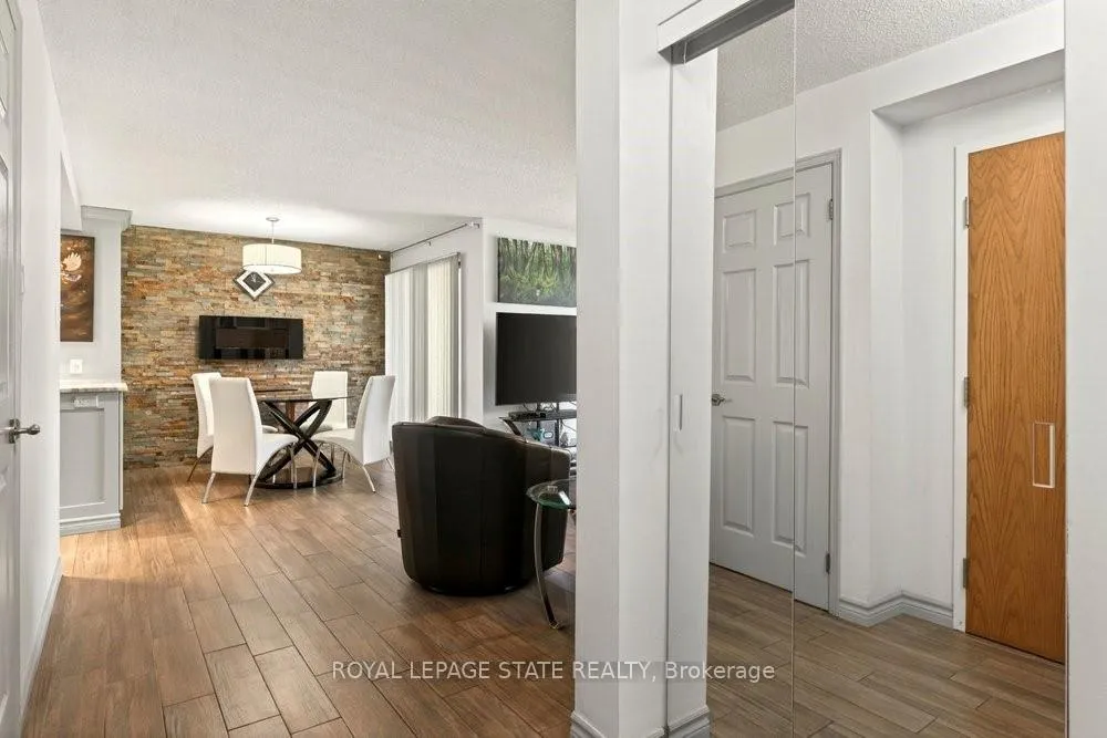 Photo 16 of Unit 403, 165 Bold Street, Hamilton, Durand — HOMEH