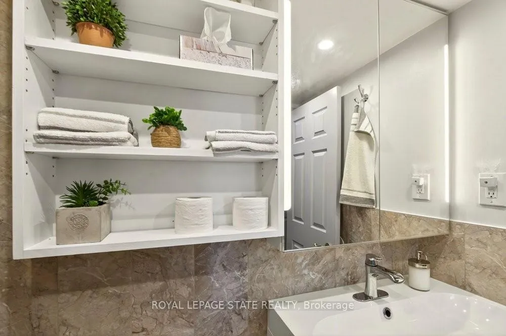 Photo 25 of Unit 403, 165 Bold Street, Hamilton, Durand — HOMEH