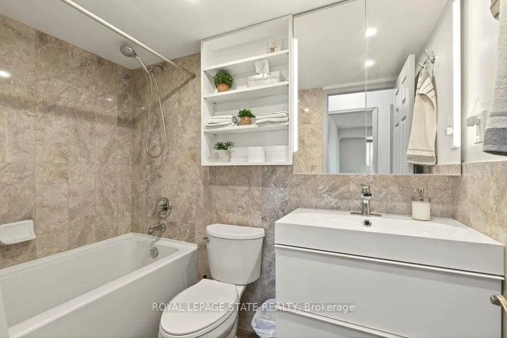 Photo 32 of Unit 403, 165 Bold Street, Hamilton, Durand — HOMEH