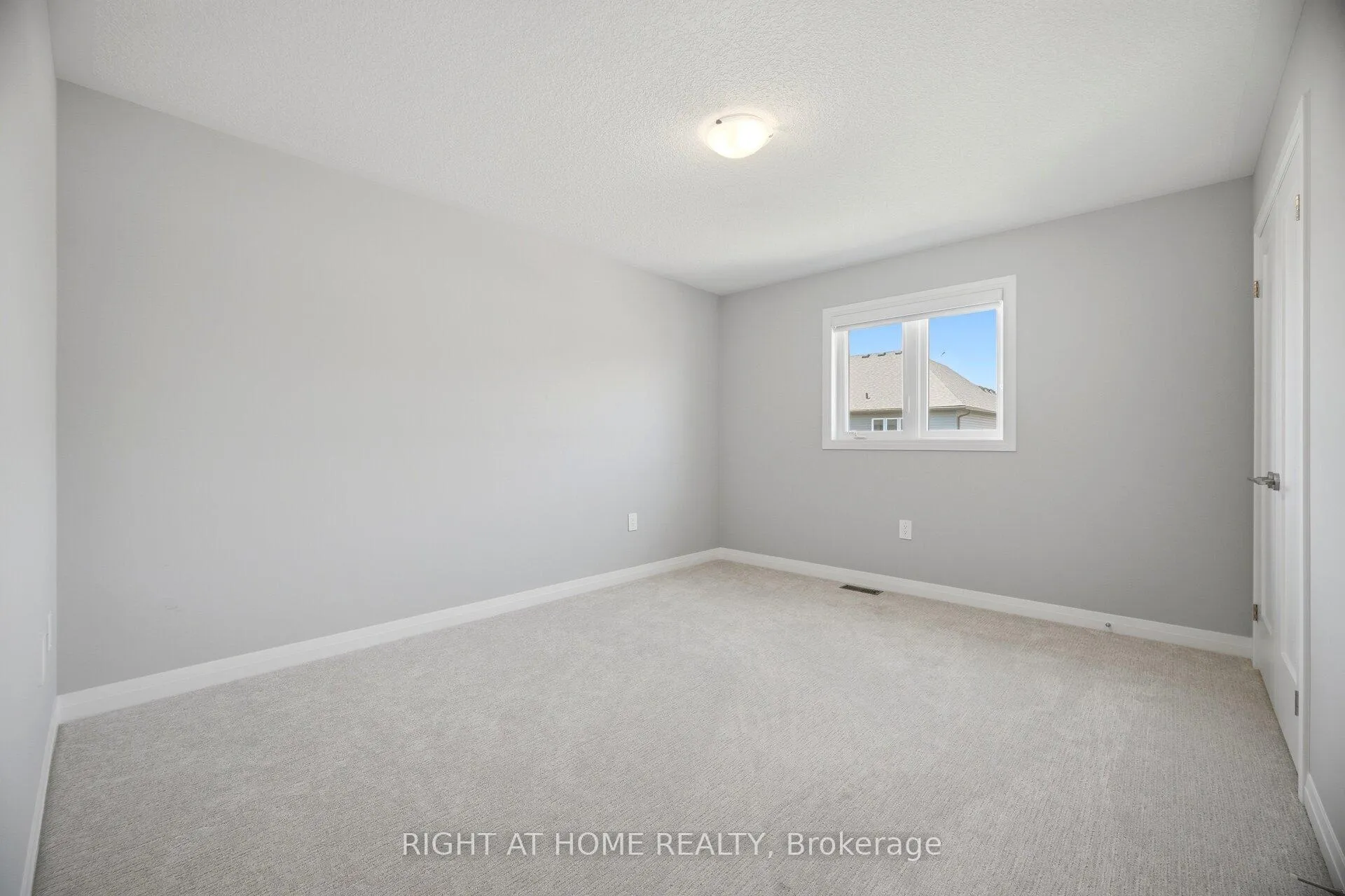 Photo 34 of 190 Rockledge Drive, Hamilton, Rural Glanbrook — HOMEH
