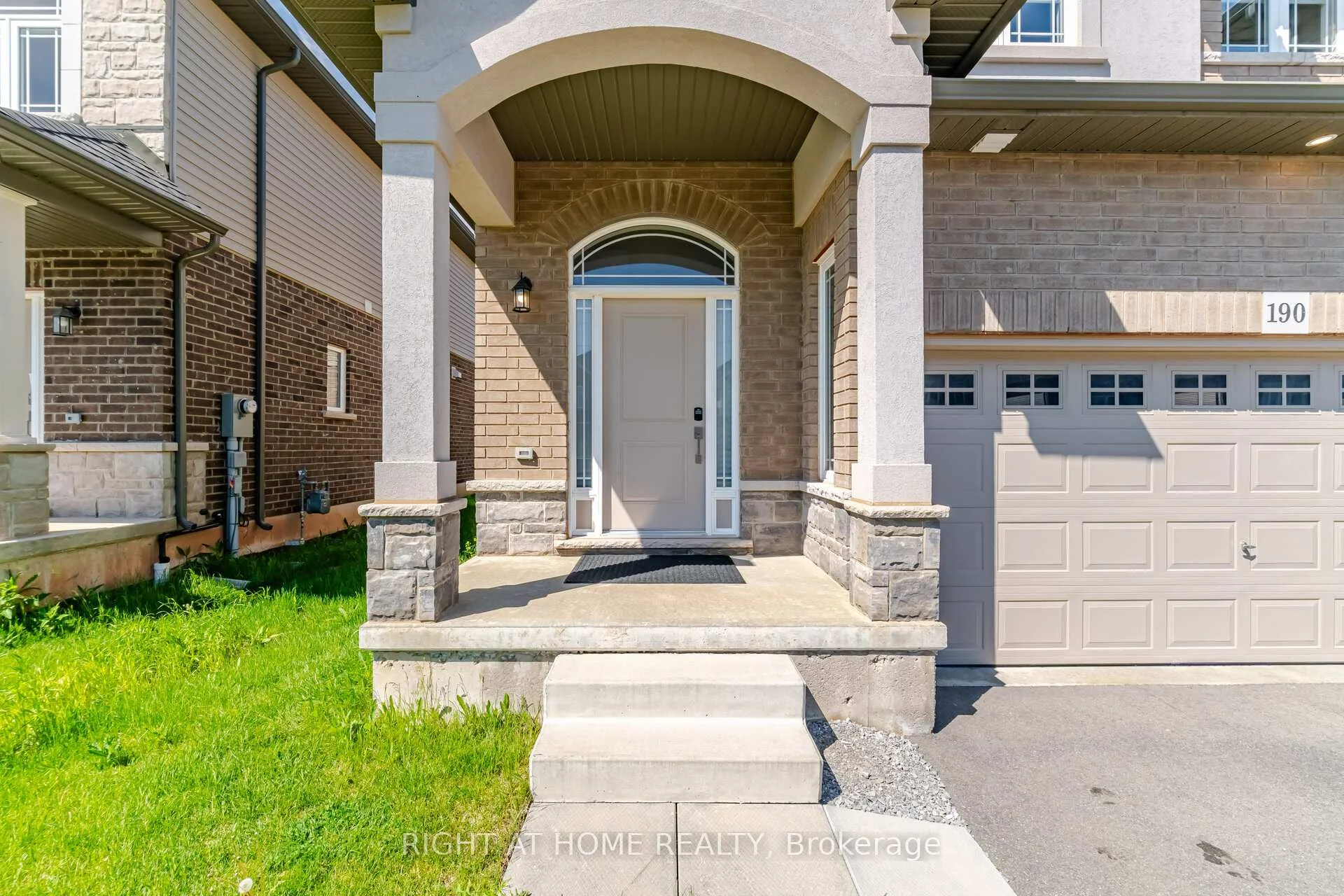 Photo 49 of 190 Rockledge Drive, Hamilton, Rural Glanbrook — HOMEH
