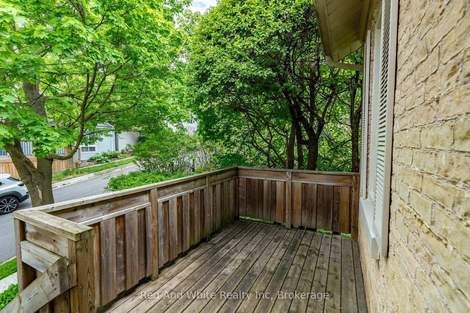 Photo 5 of 23 Pearl Street, Guelph, General Hospital — HOMEH