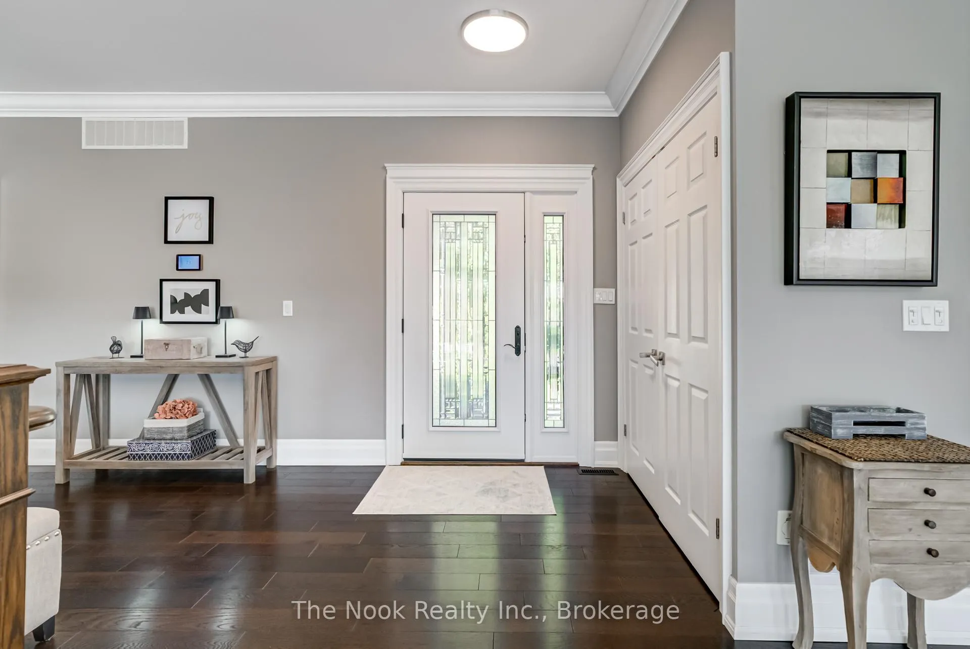 Photo 5 of 32 Mikelen Drive, Scugog, Port Perry — HOMEH