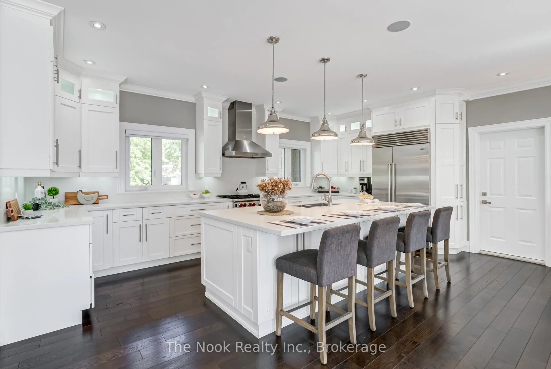 Photo 10 of 32 Mikelen Drive, Scugog, Port Perry — HOMEH
