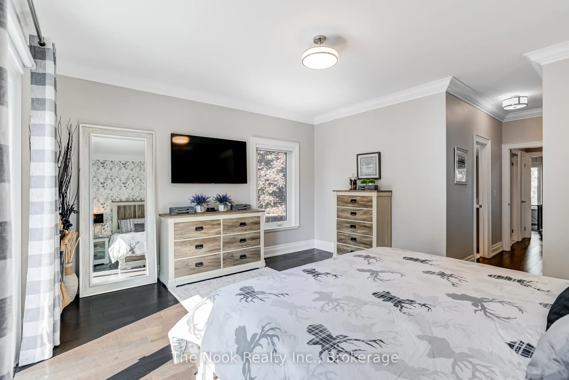 Photo 18 of 32 Mikelen Drive, Scugog, Port Perry — HOMEH