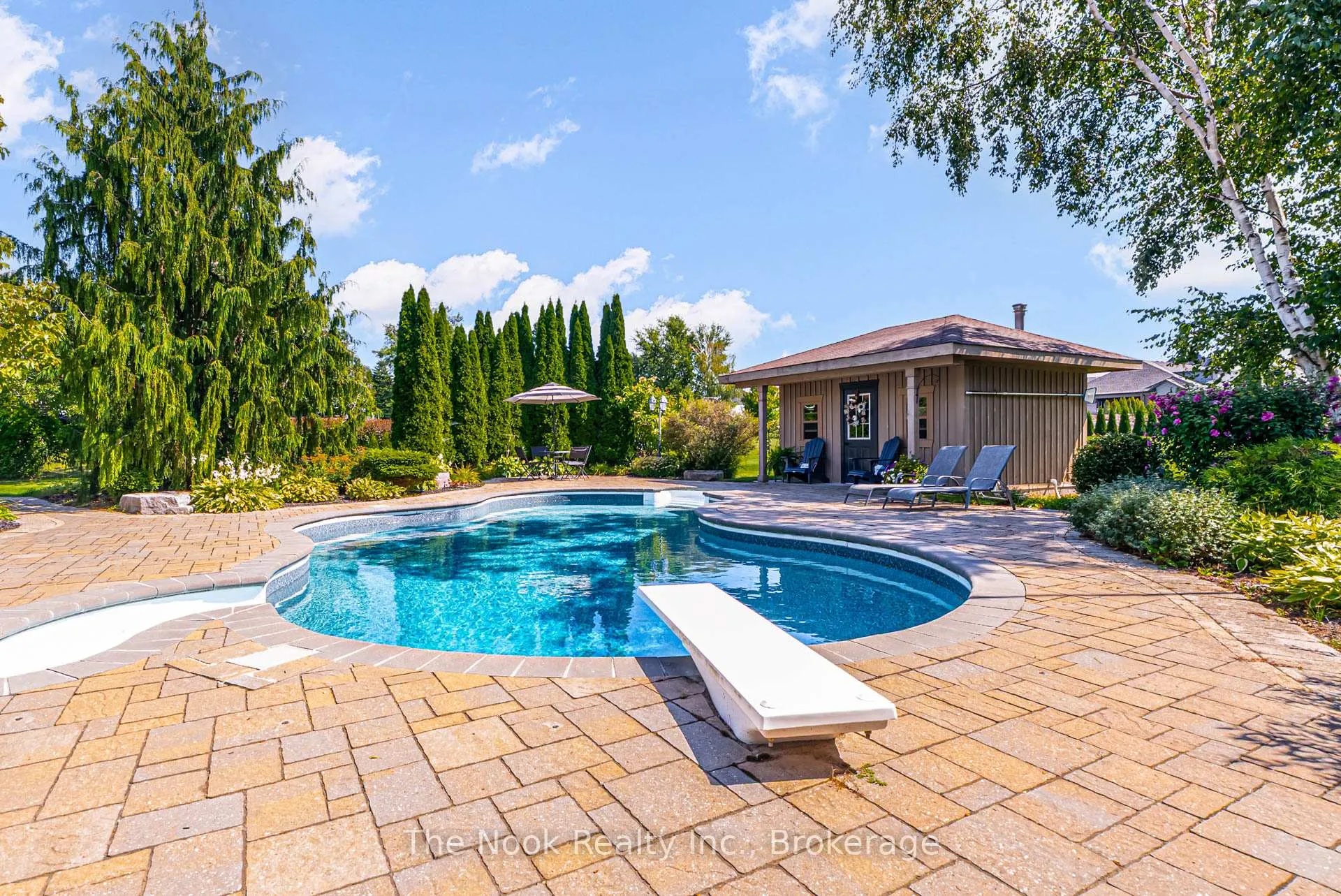 Photo 44 of 32 Mikelen Drive, Scugog, Port Perry — HOMEH
