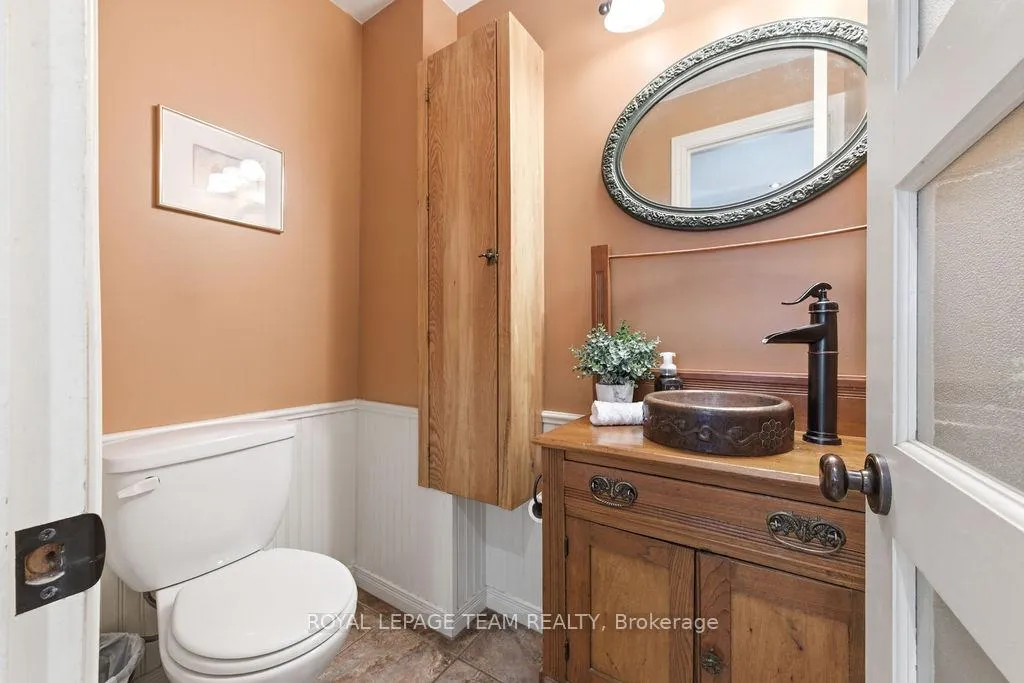 Photo 16 of 241 John Street N, Arnprior — HOMEH