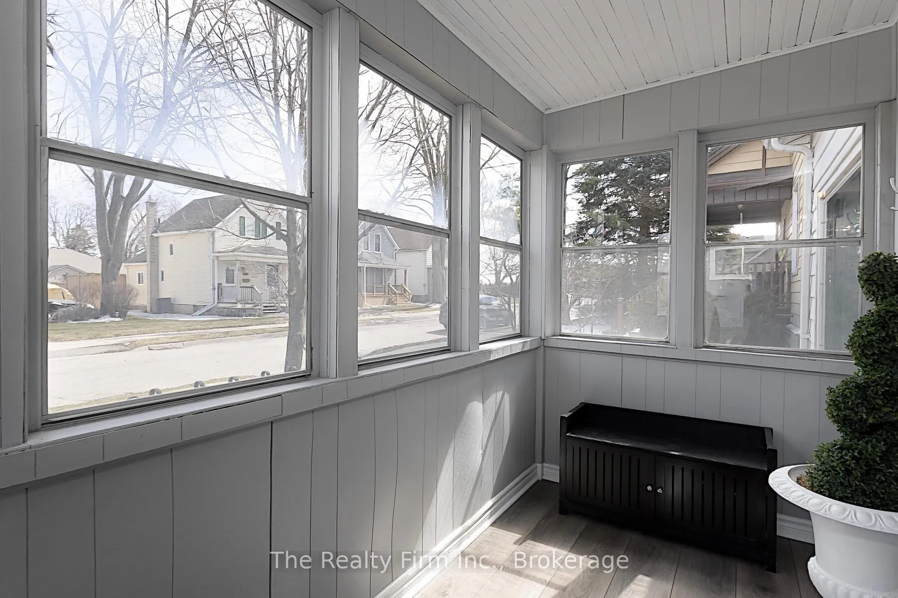 Photo 3 of 134 Well Street, Stratford — HOMEH