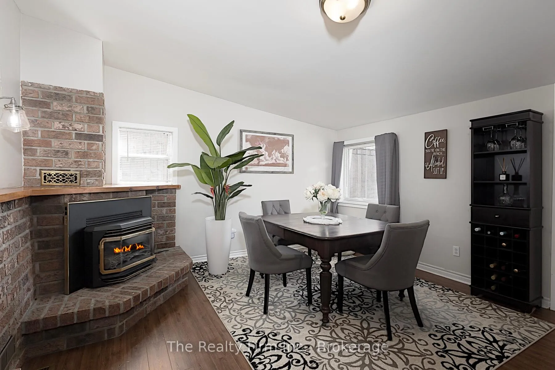 Photo 16 of 134 Well Street, Stratford — HOMEH