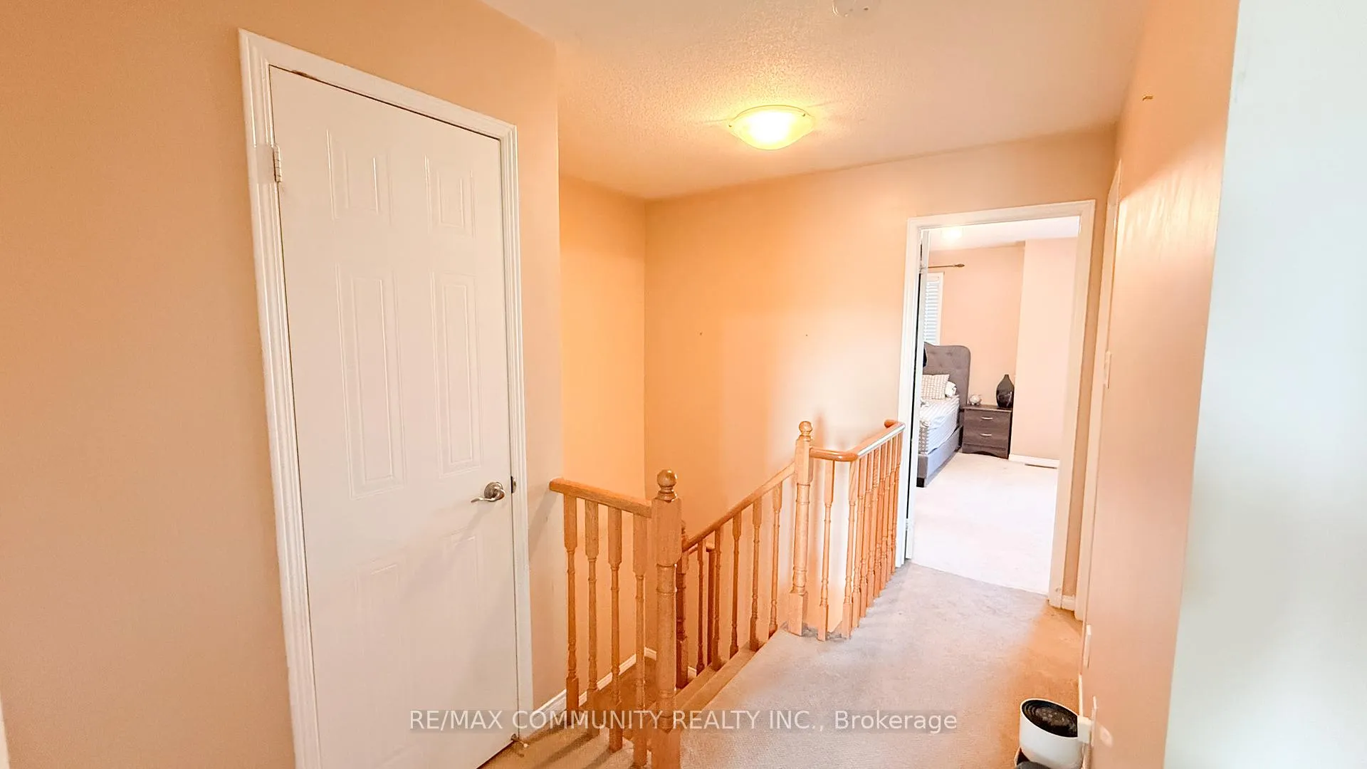 Photo 7 of 66 Mcgonigal Lane, Ajax, Central — HOMEH